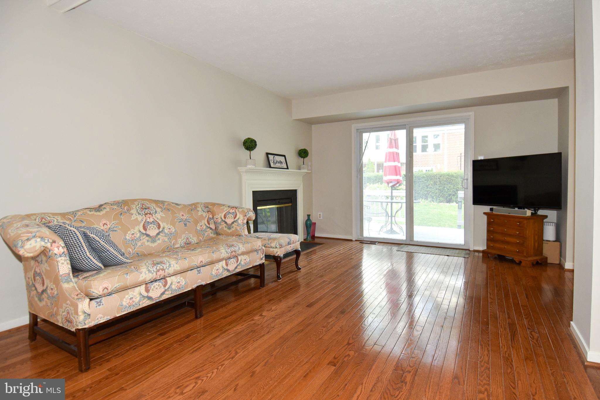 MONTCLAIR/COUNTRY CLUB - Residential