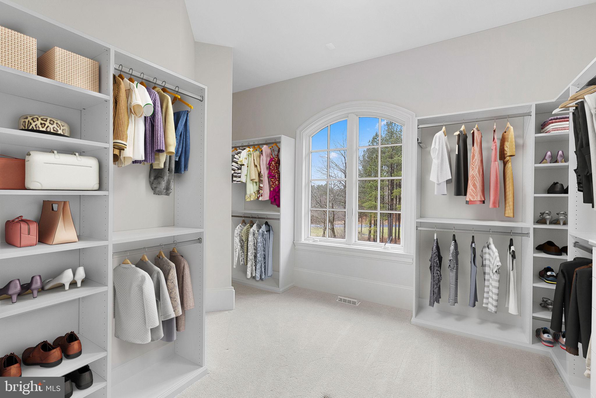 CREIGHTON FARMS - Residential