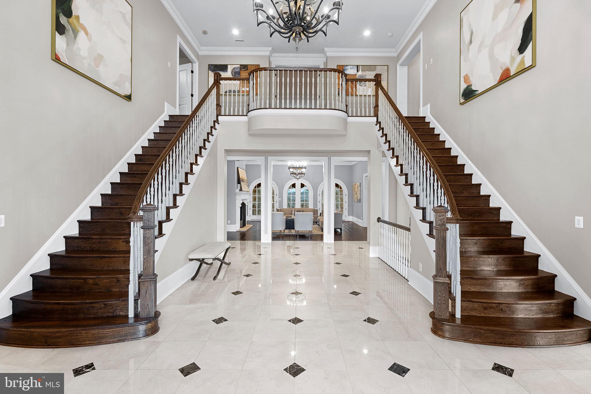 CREIGHTON FARMS - Residential