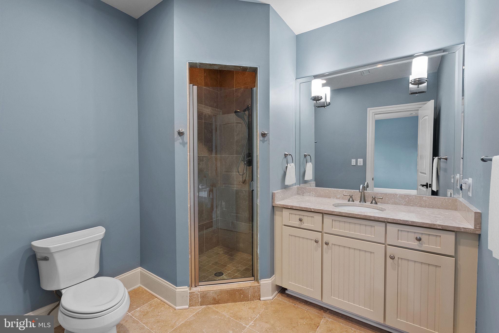 CREIGHTON FARMS - Residential