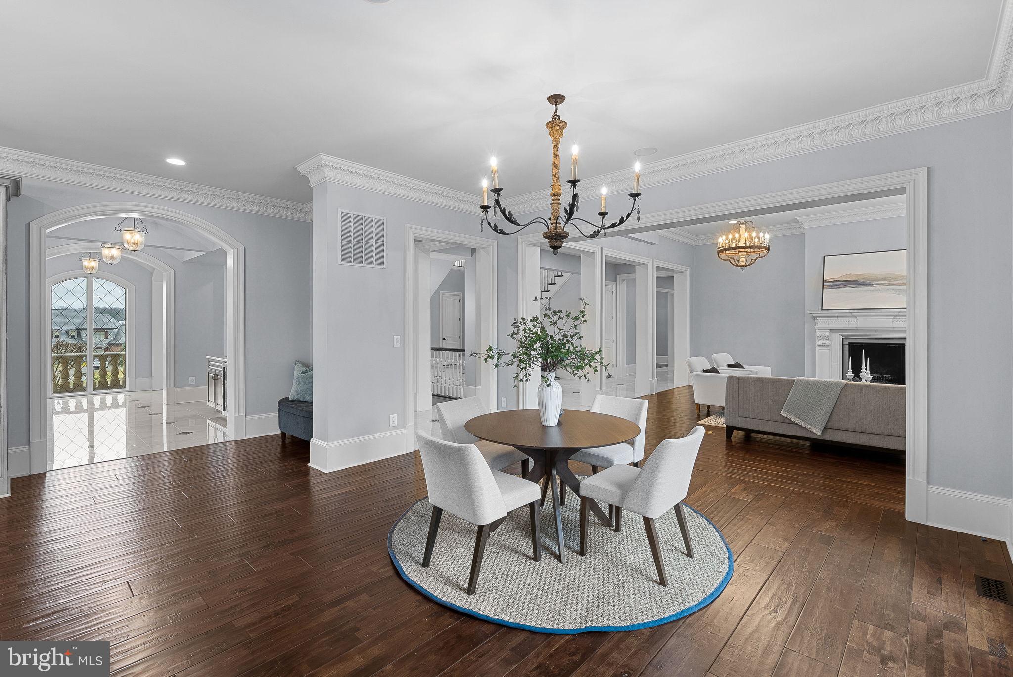 CREIGHTON FARMS - Residential