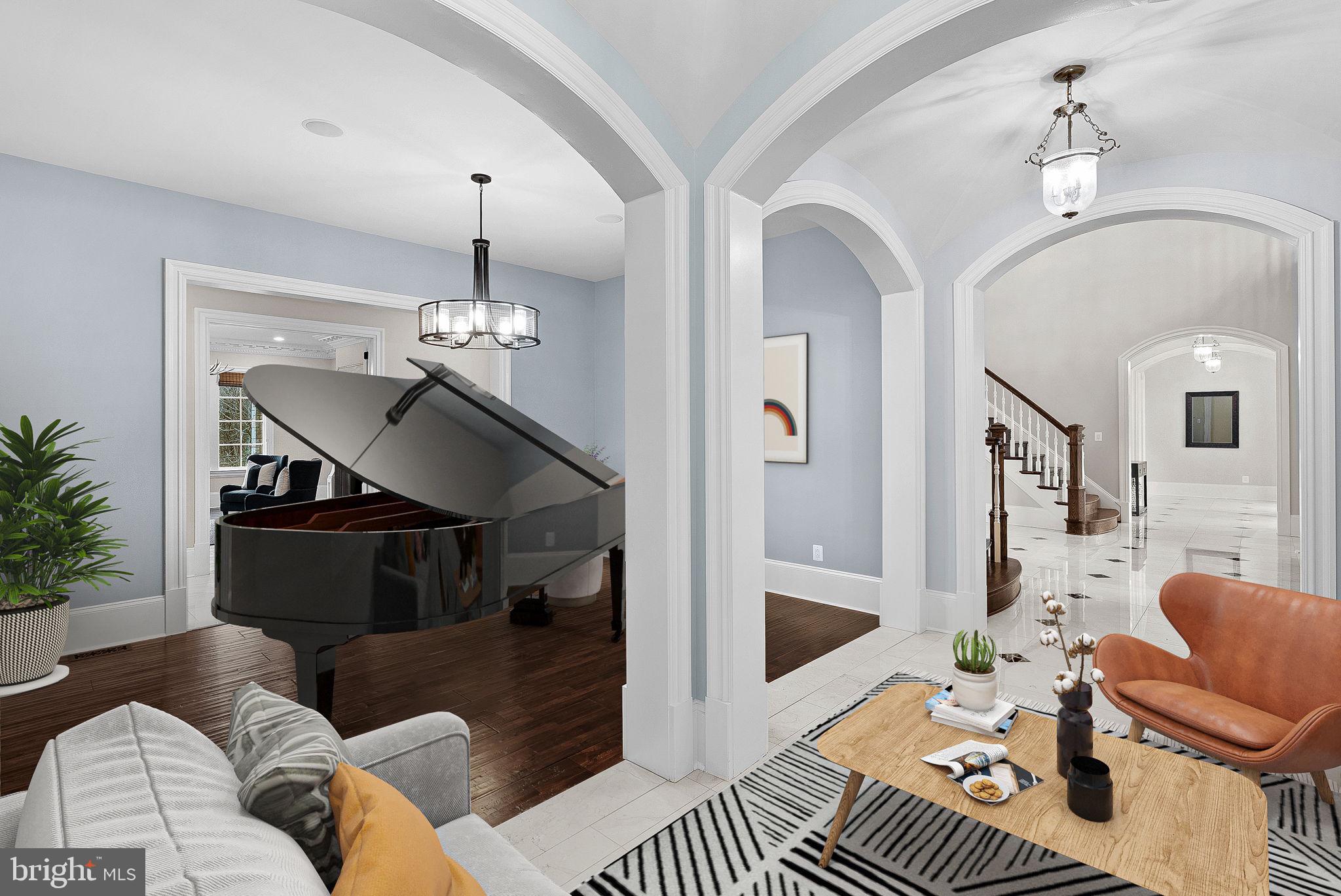 CREIGHTON FARMS - Residential