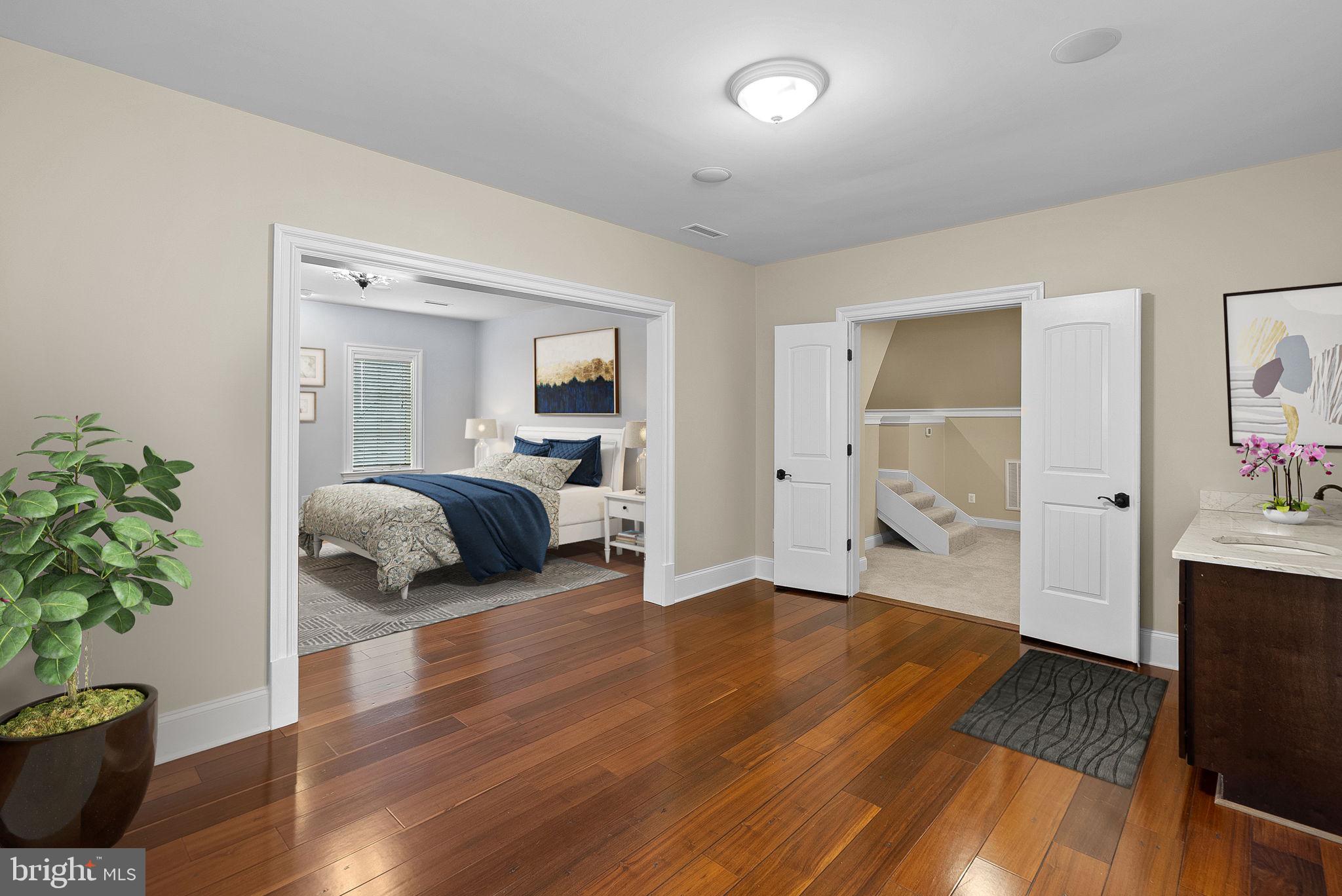 CREIGHTON FARMS - Residential