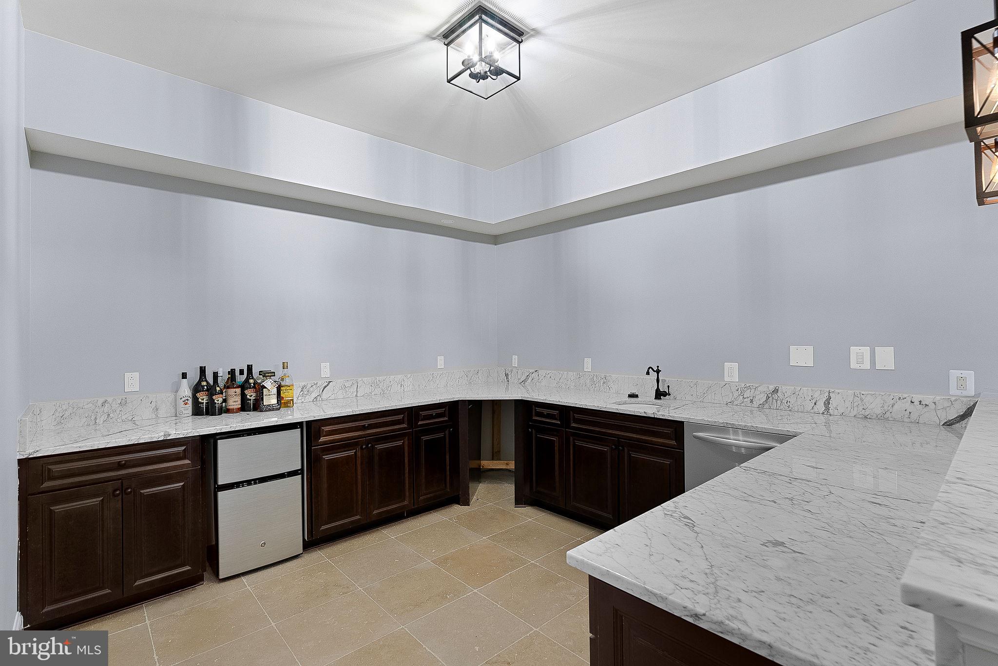 CREIGHTON FARMS - Residential