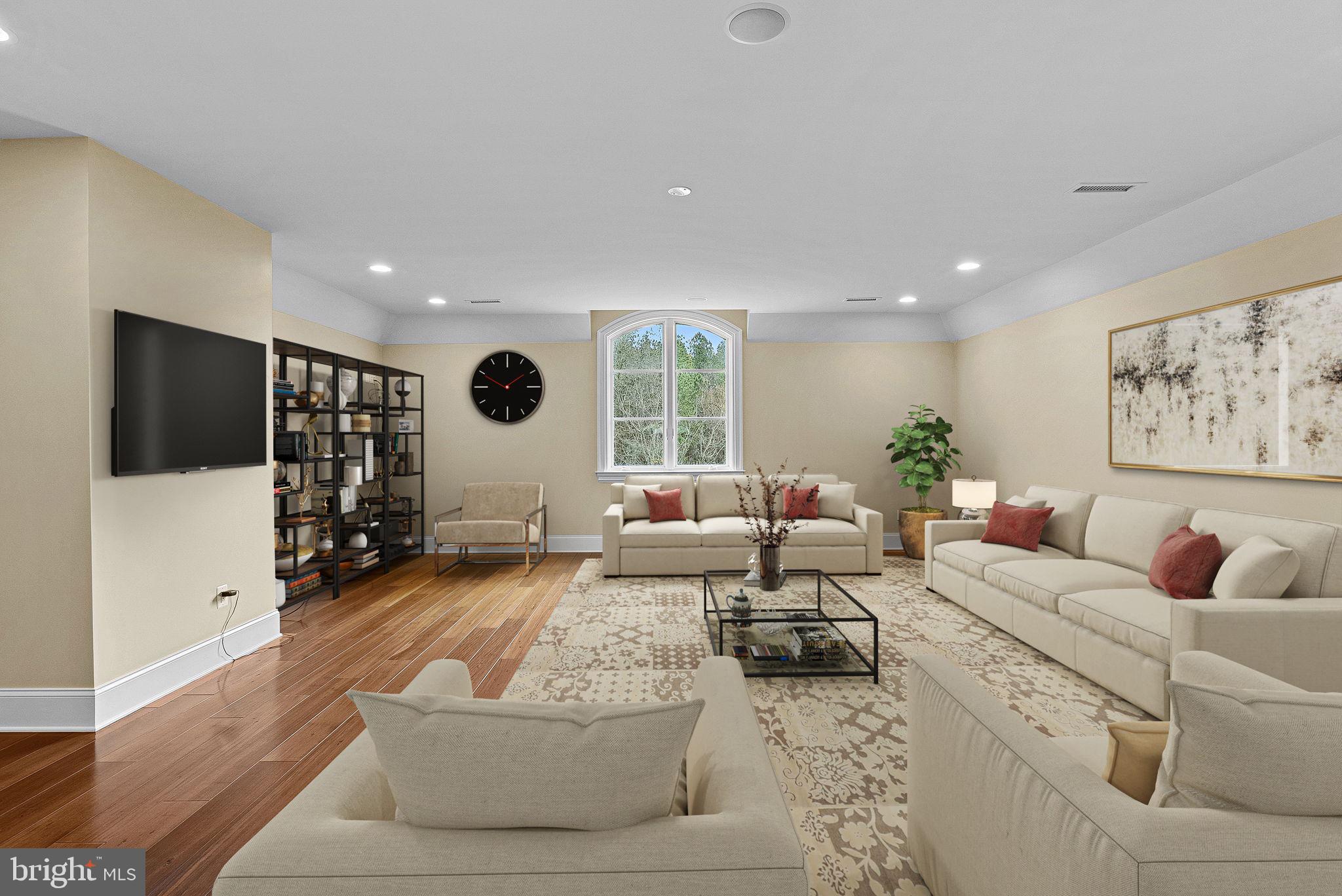 CREIGHTON FARMS - Residential