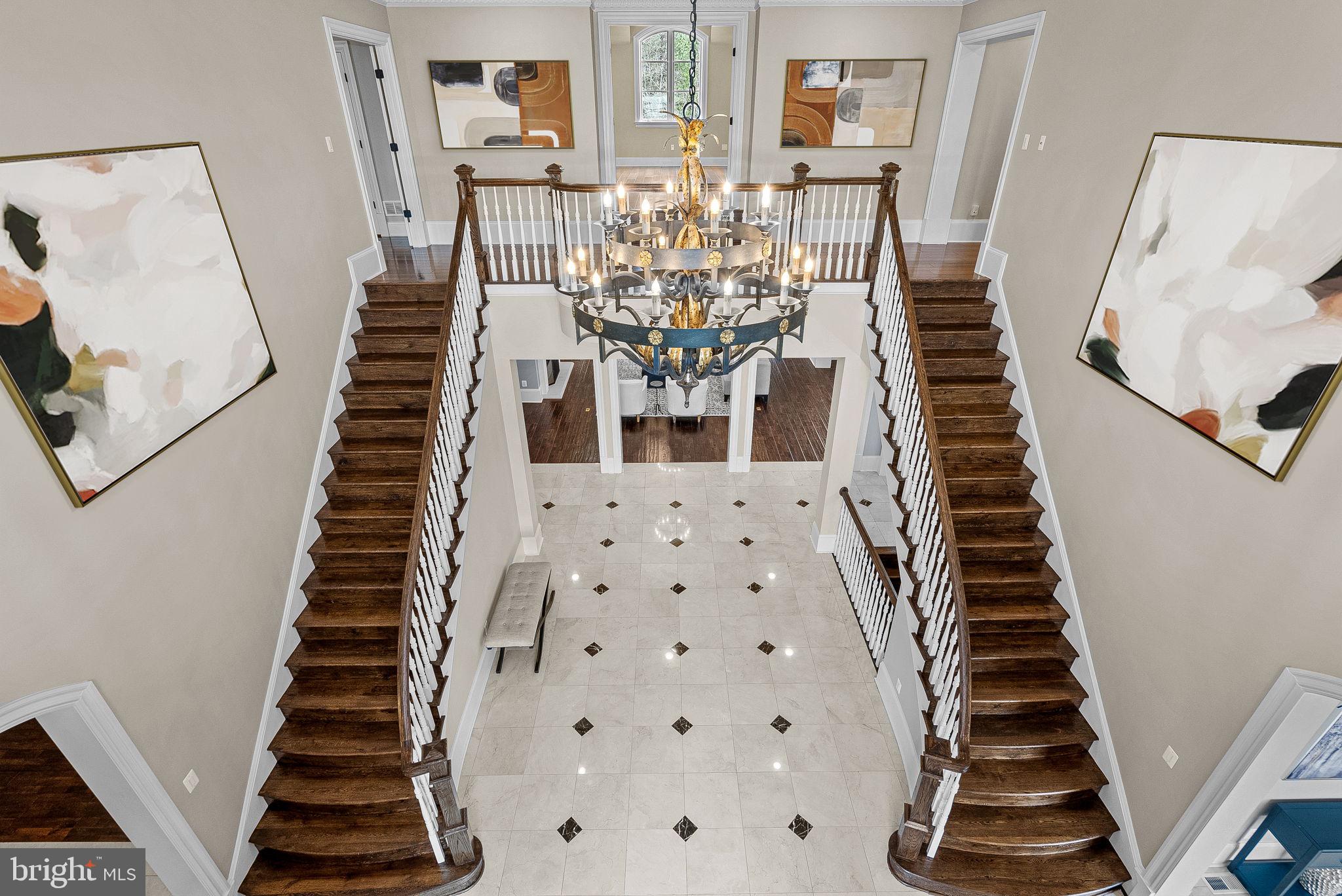 CREIGHTON FARMS - Residential