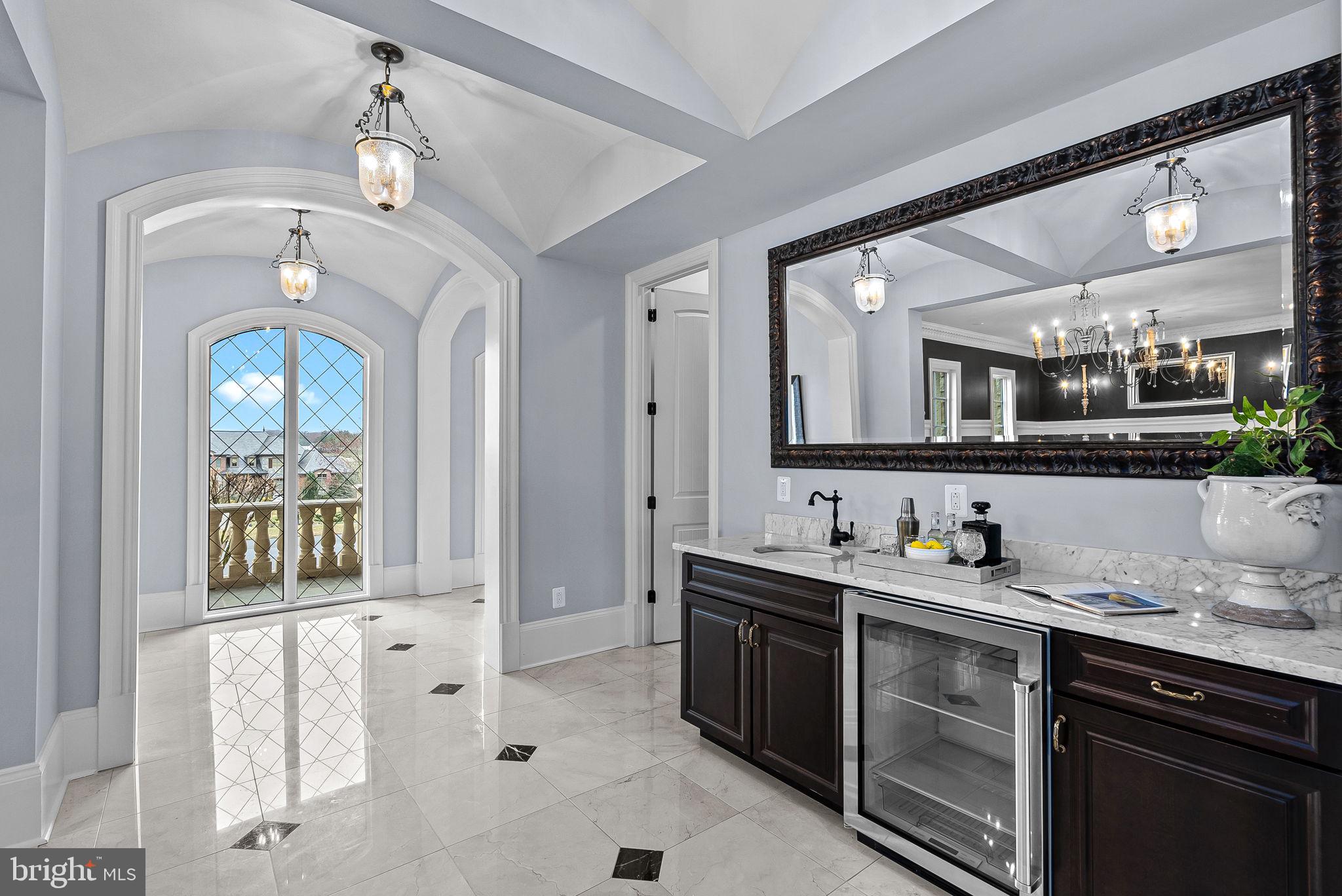 CREIGHTON FARMS - Residential