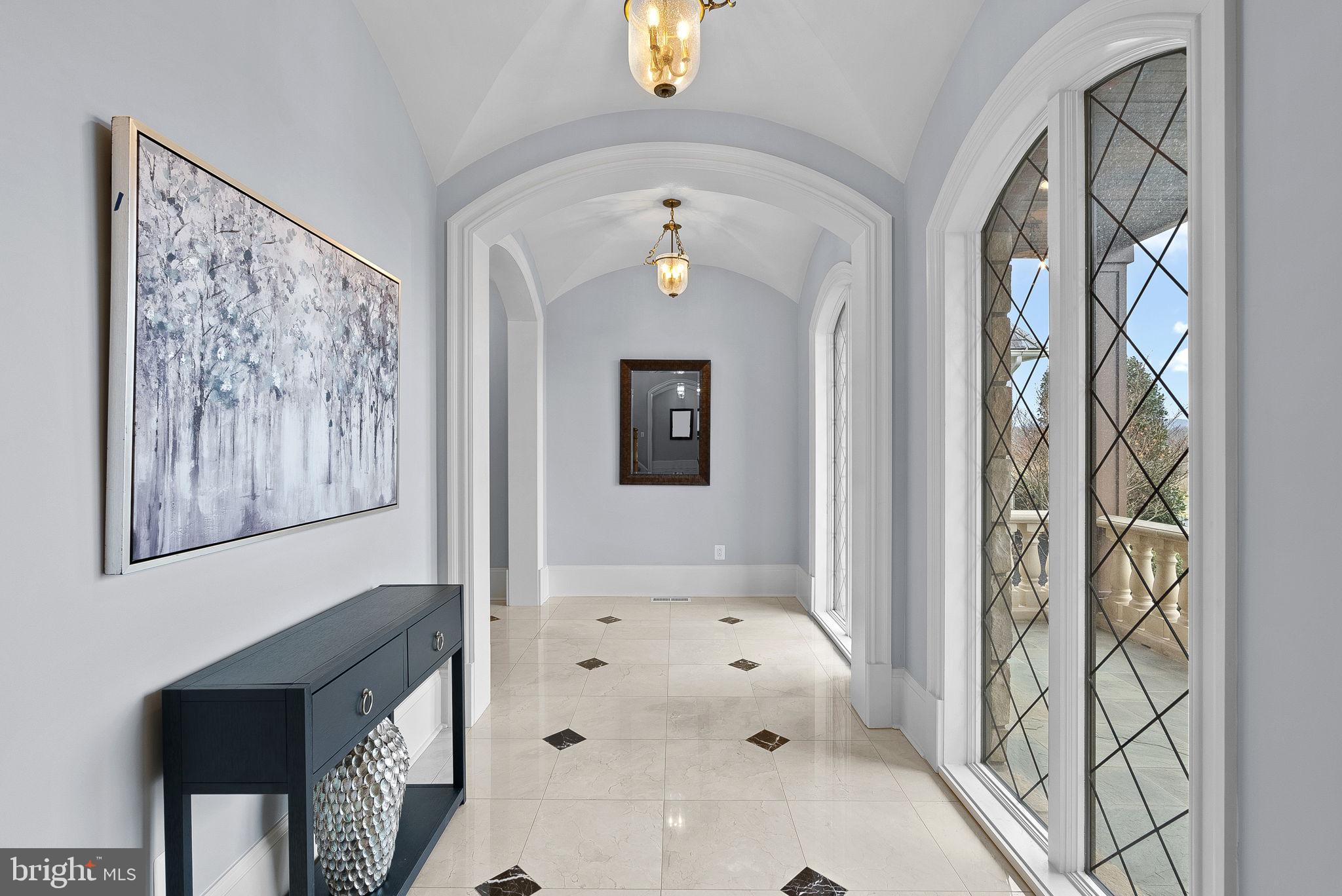 CREIGHTON FARMS - Residential