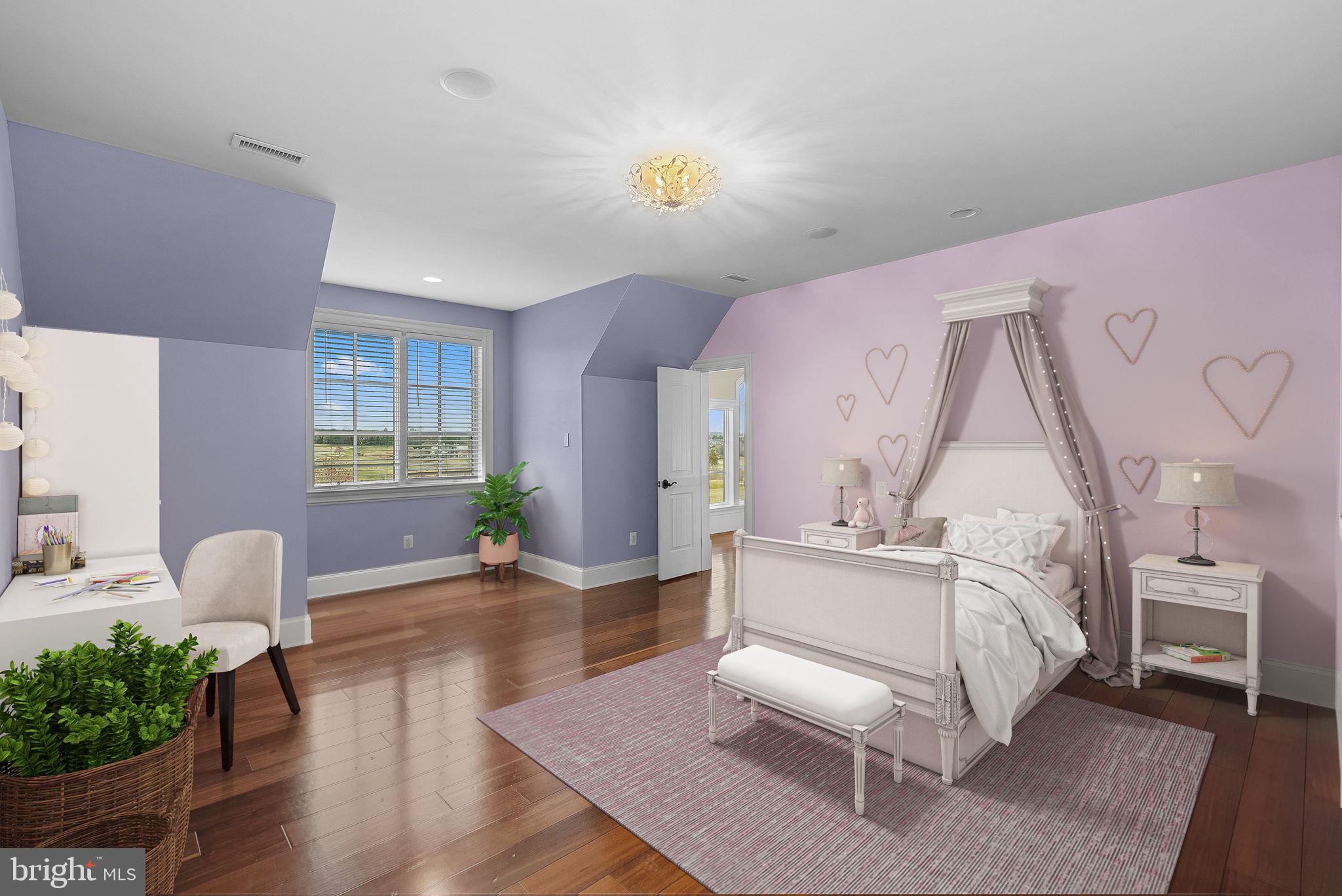 CREIGHTON FARMS - Residential