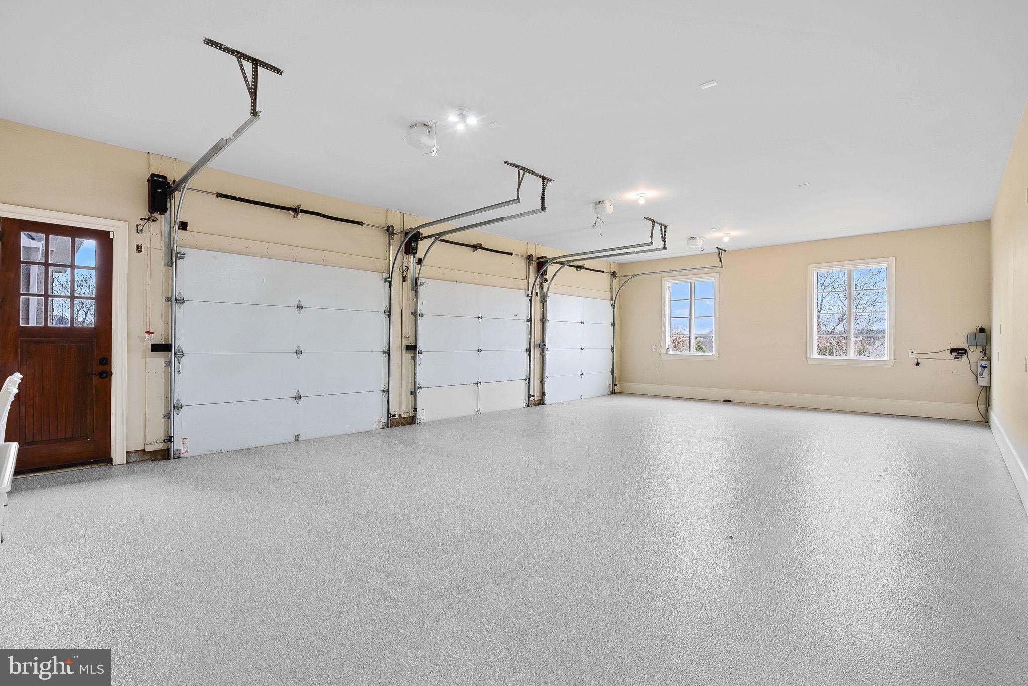 CREIGHTON FARMS - Residential