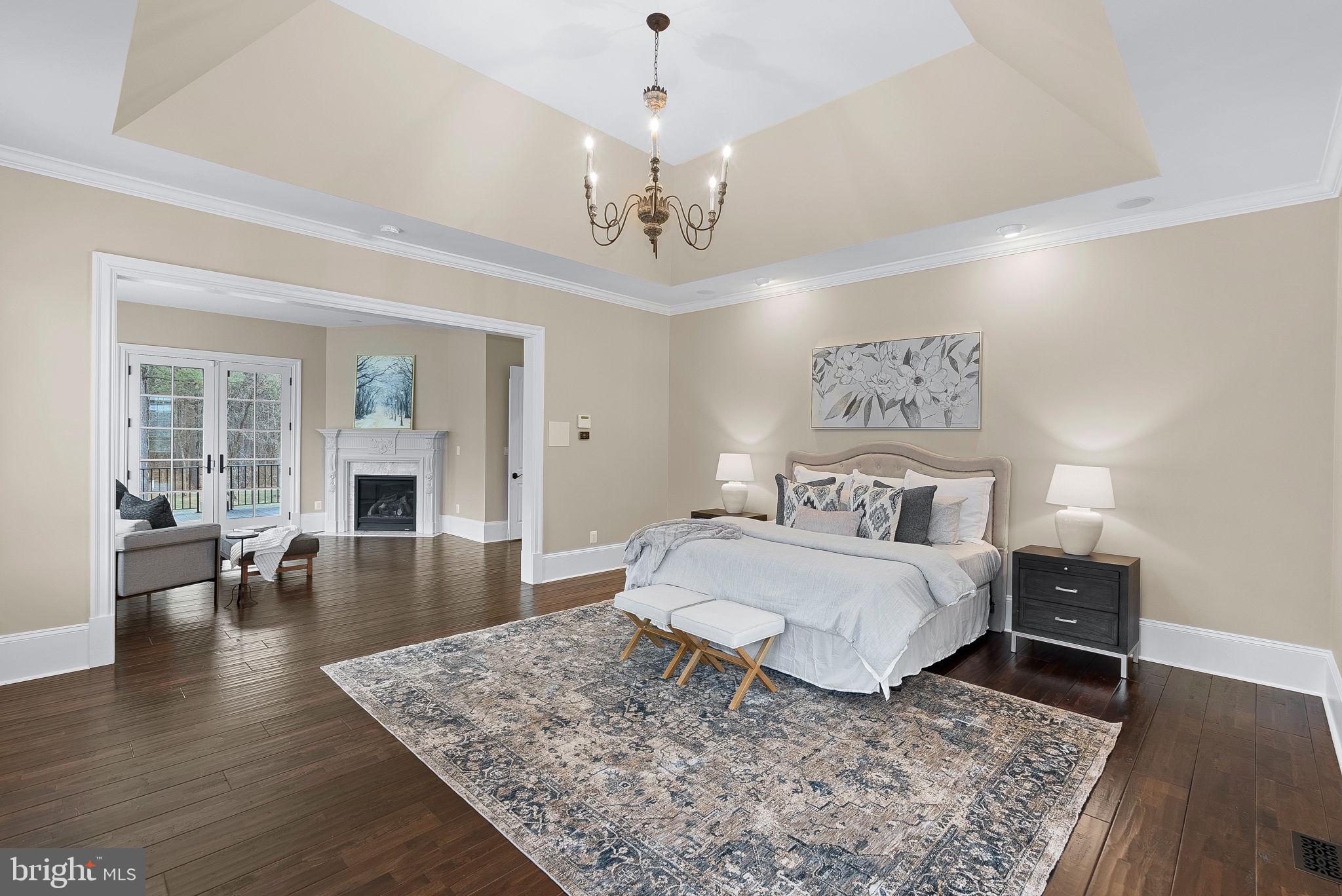 CREIGHTON FARMS - Residential