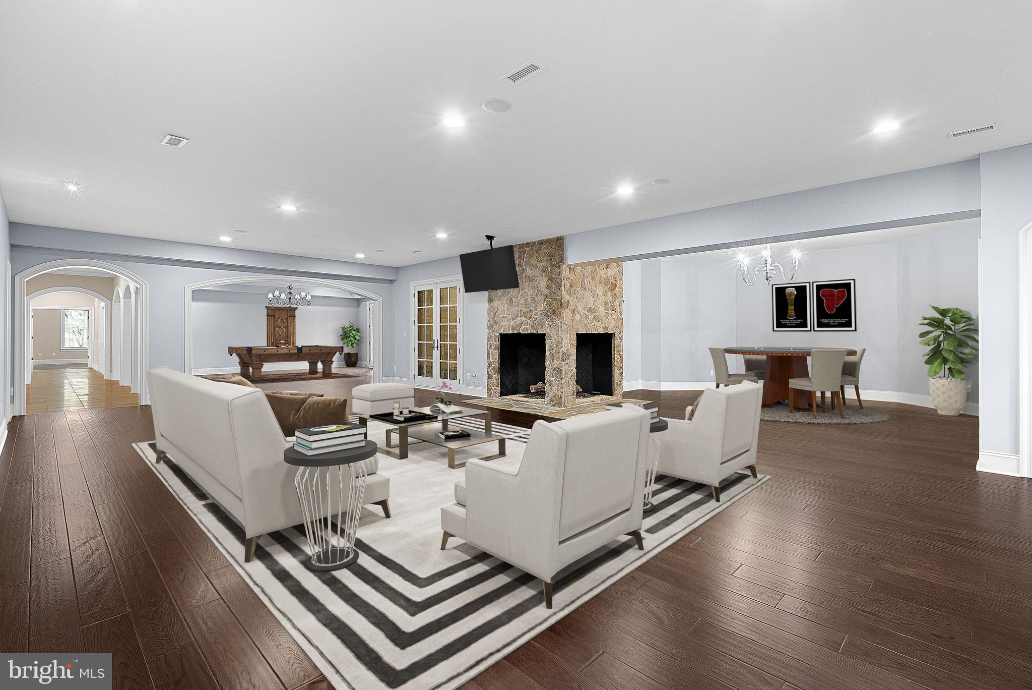 CREIGHTON FARMS - Residential