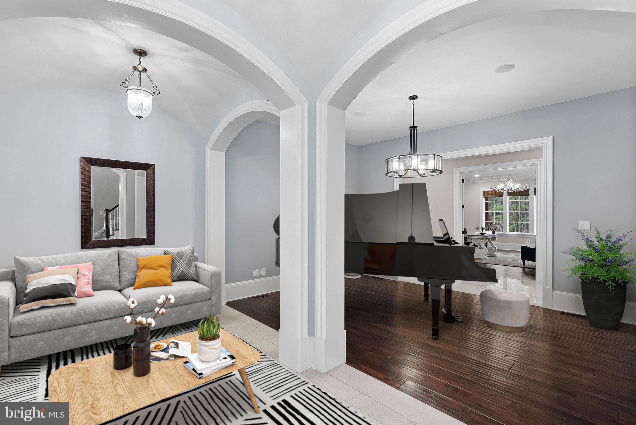 CREIGHTON FARMS - Residential