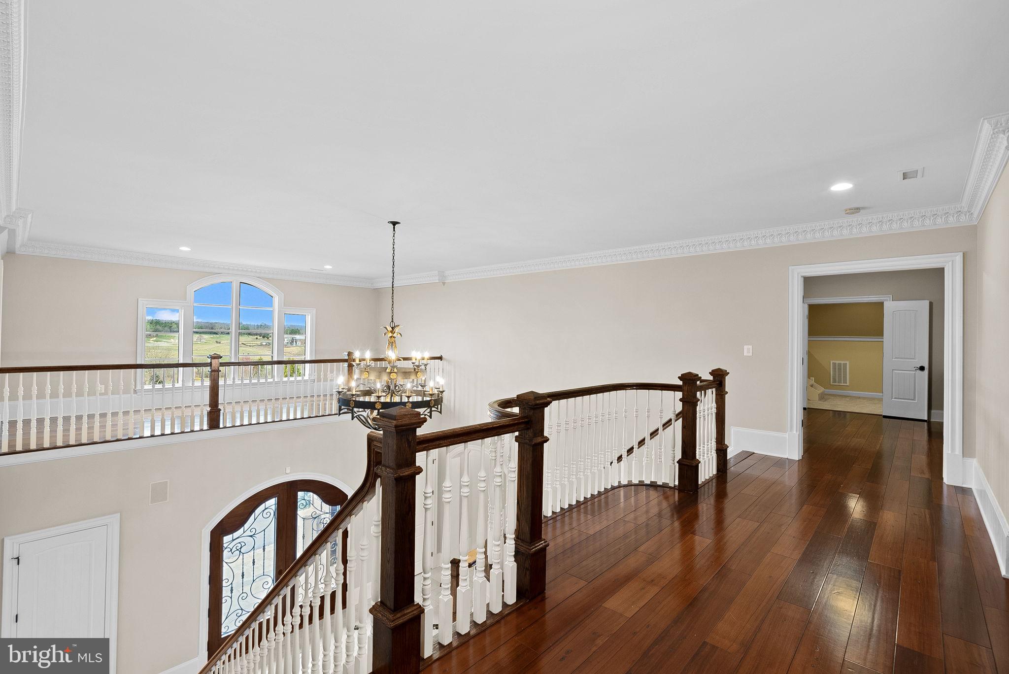 CREIGHTON FARMS - Residential