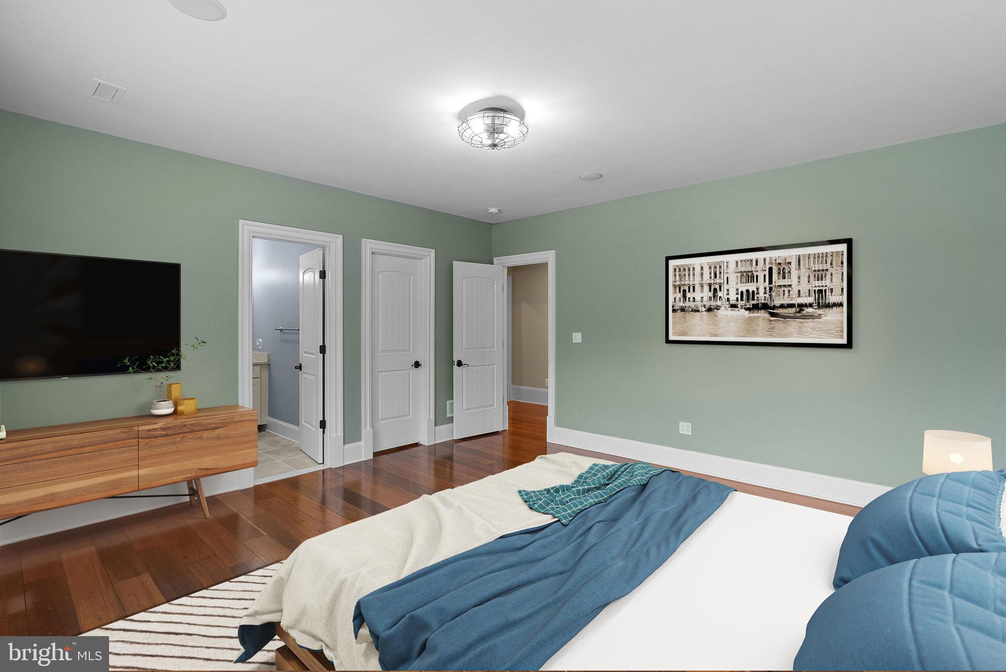 CREIGHTON FARMS - Residential