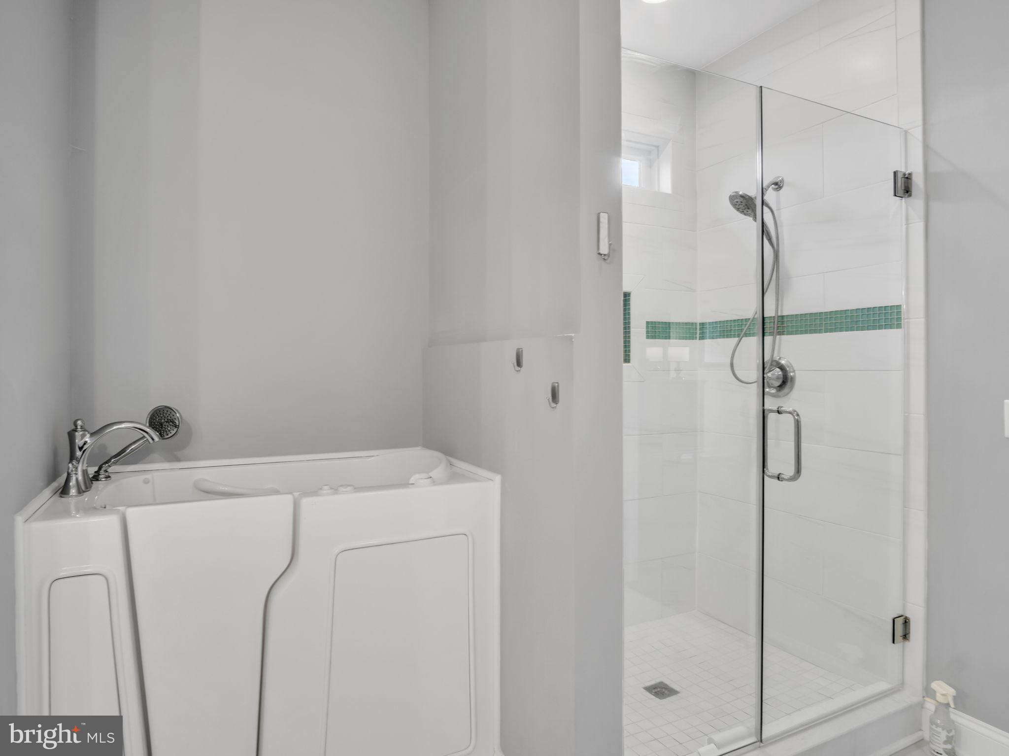 DENISE MEADOWS - Residential