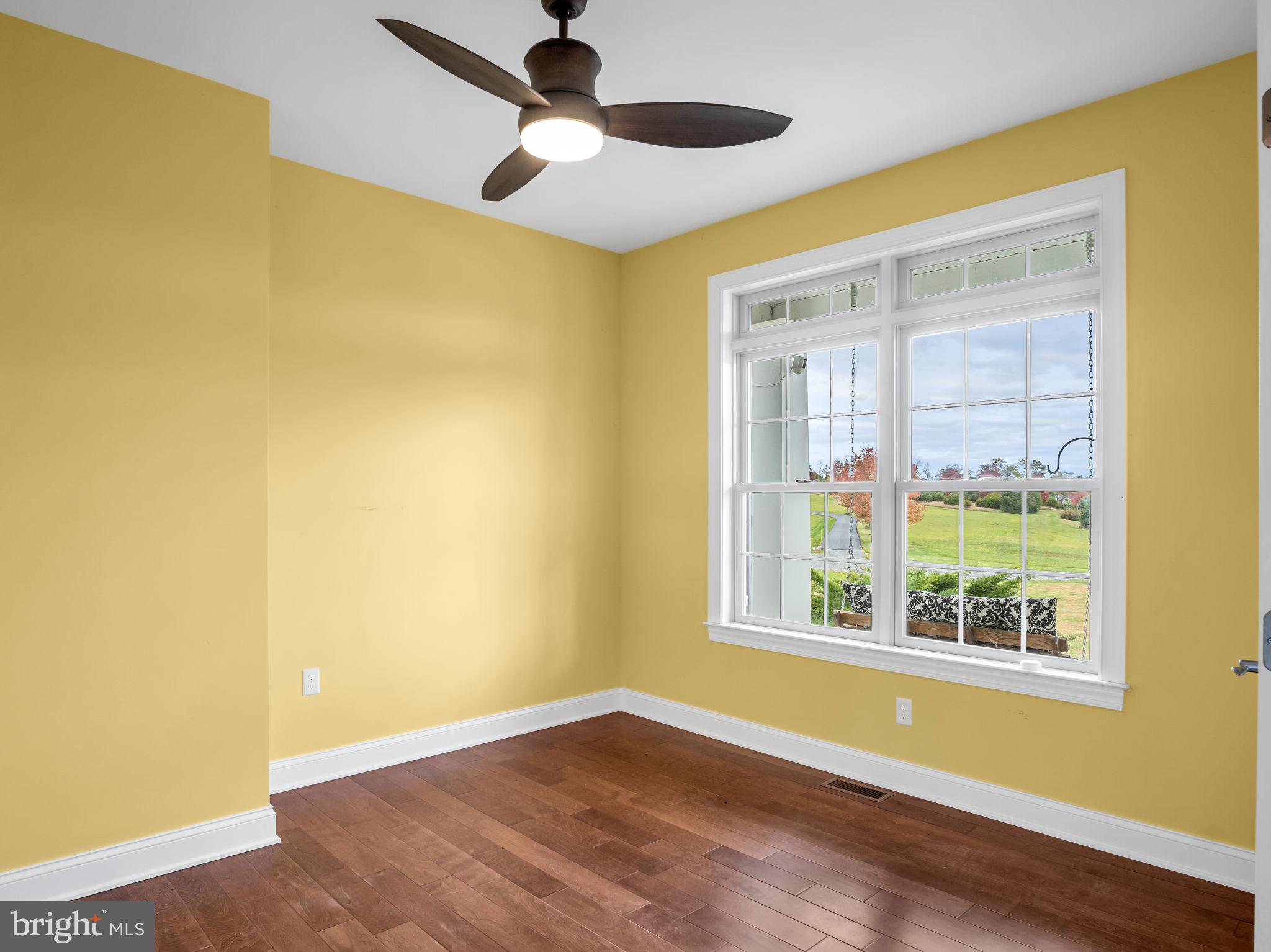 DENISE MEADOWS - Residential