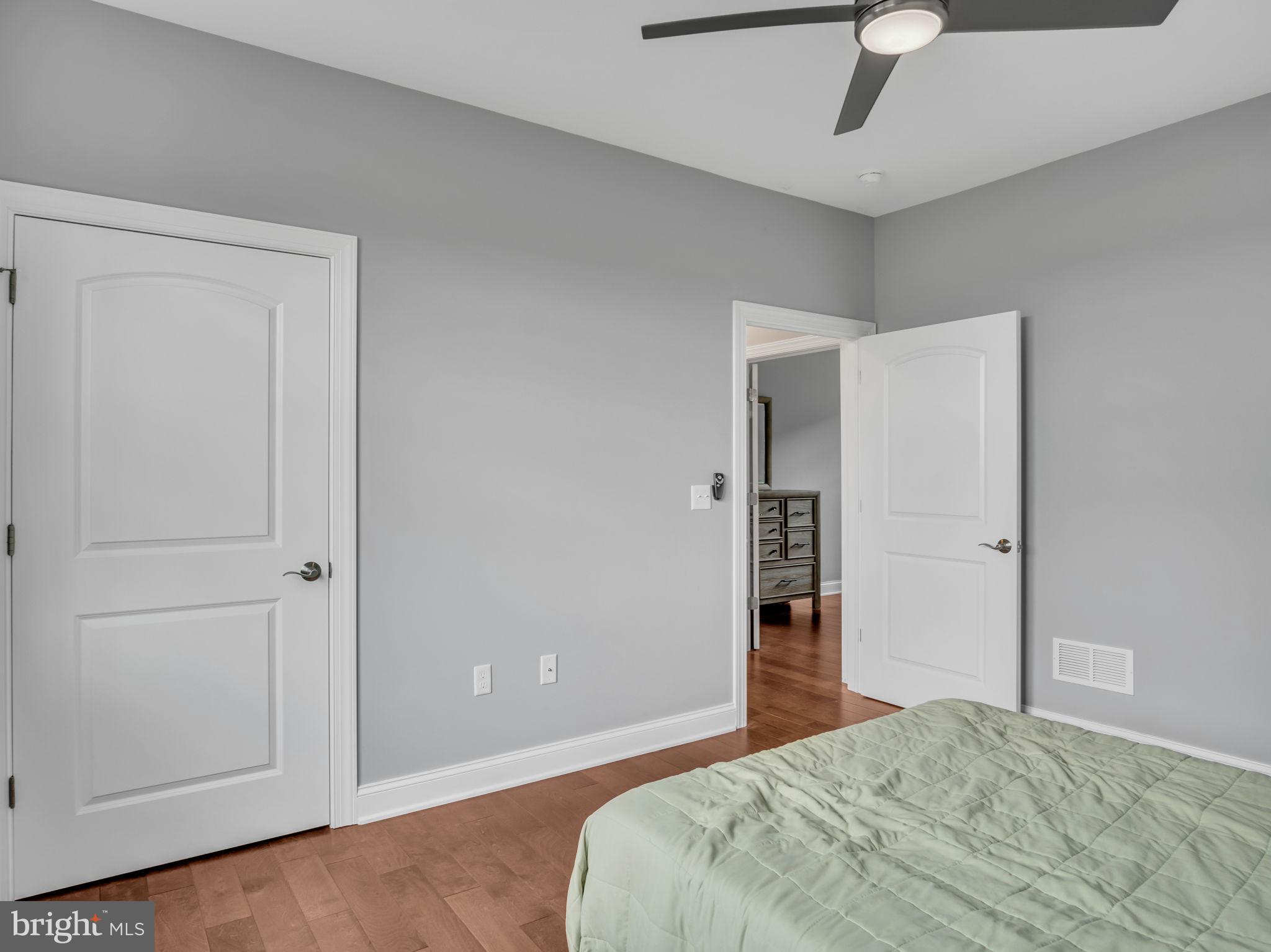 DENISE MEADOWS - Residential