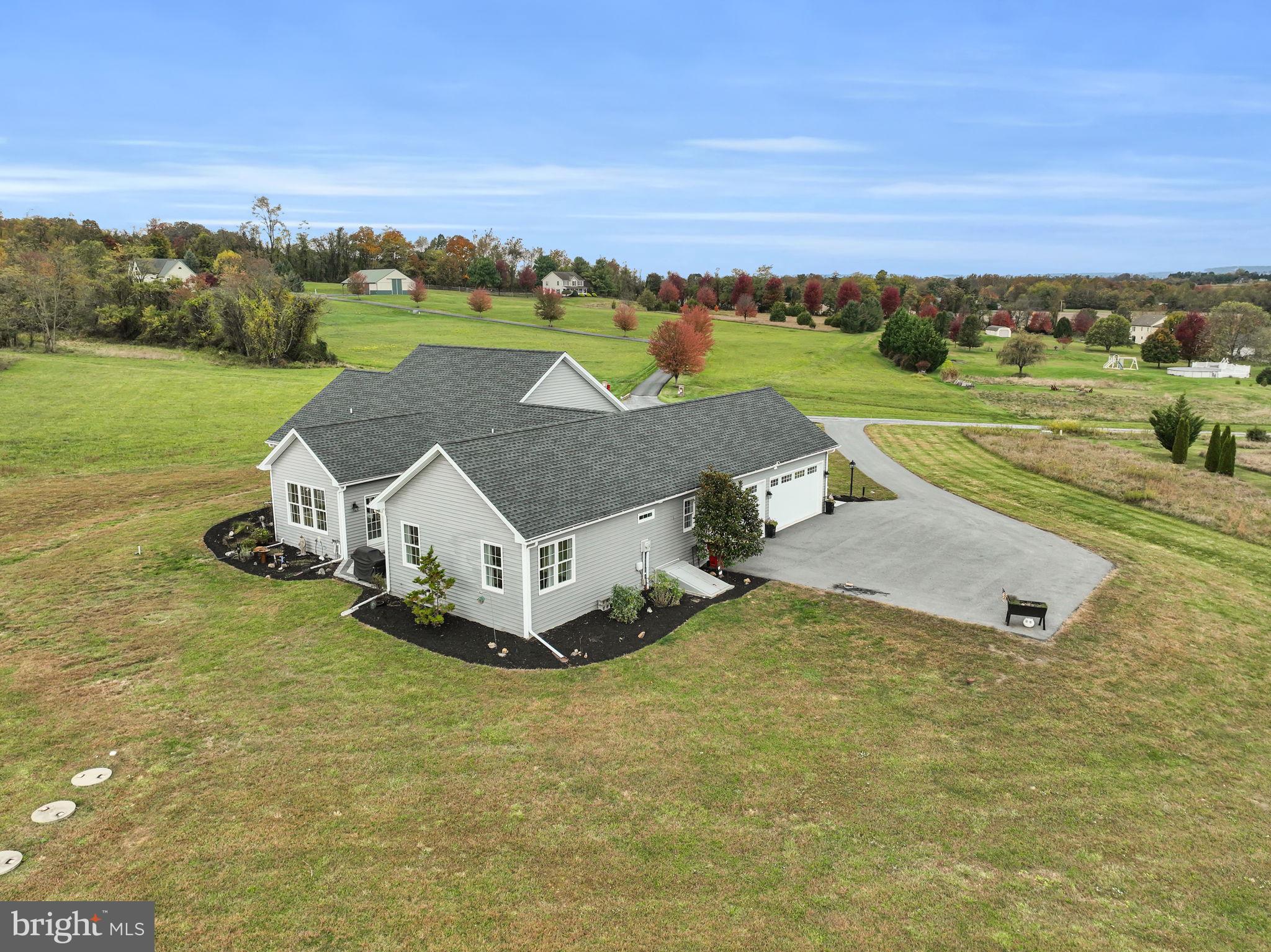 DENISE MEADOWS - Residential