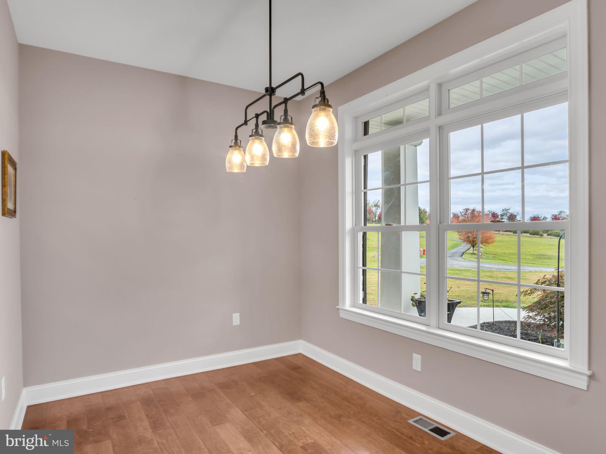 DENISE MEADOWS - Residential