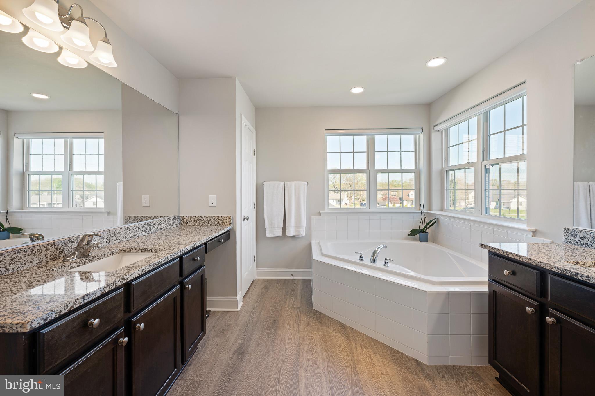 BIG OAK - Residential