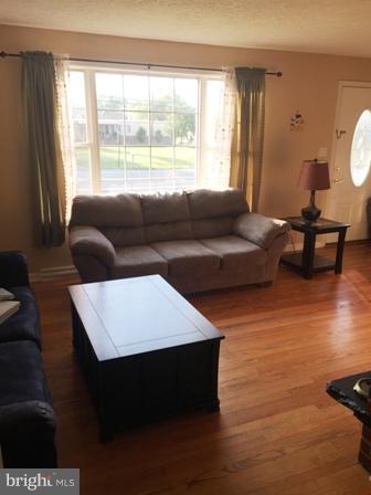 JOHN RILEY SUB-D - Residential