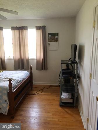 JOHN RILEY SUB-D - Residential