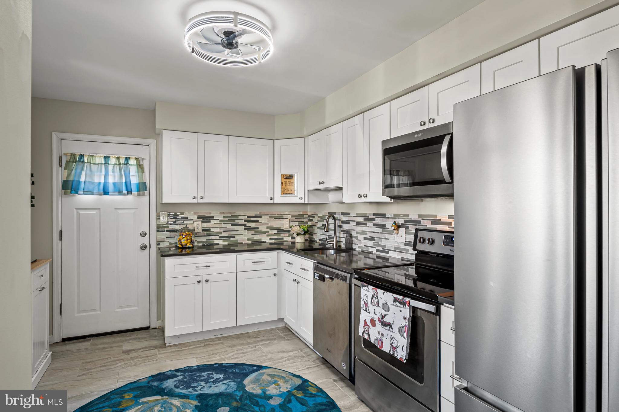 EDGEPOINT - Residential