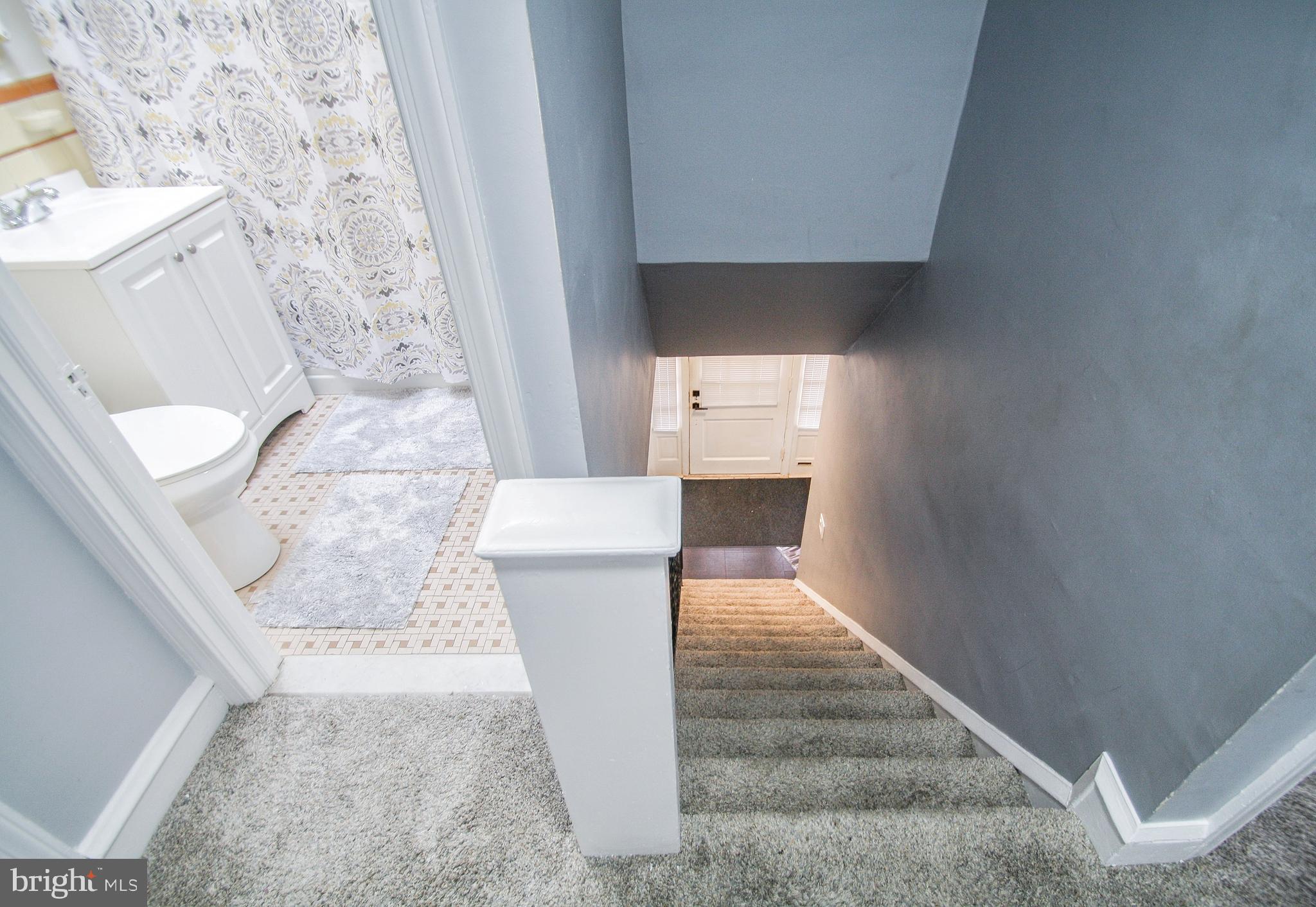 WEST OAK LANE - Residential