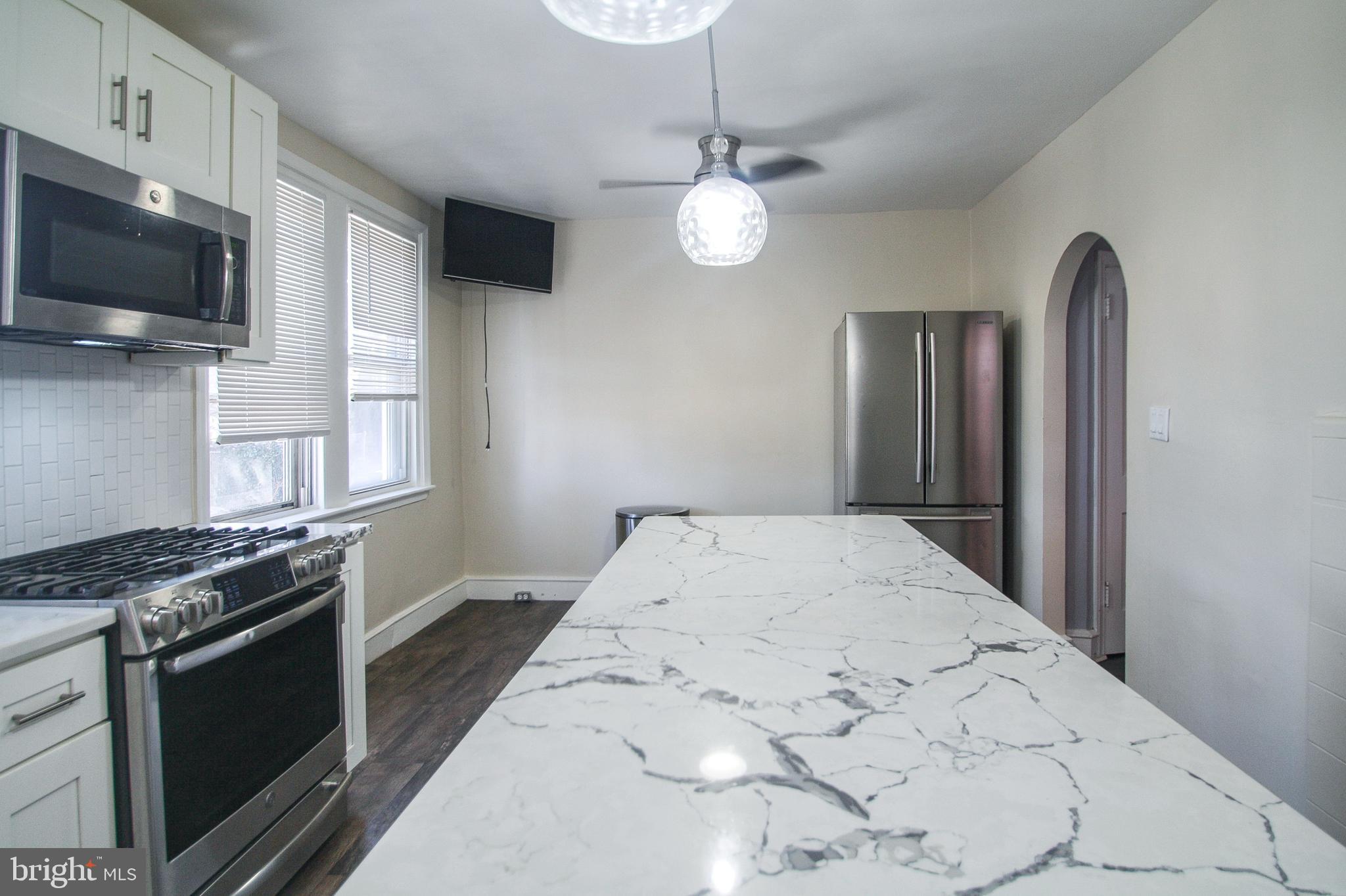 WEST OAK LANE - Residential