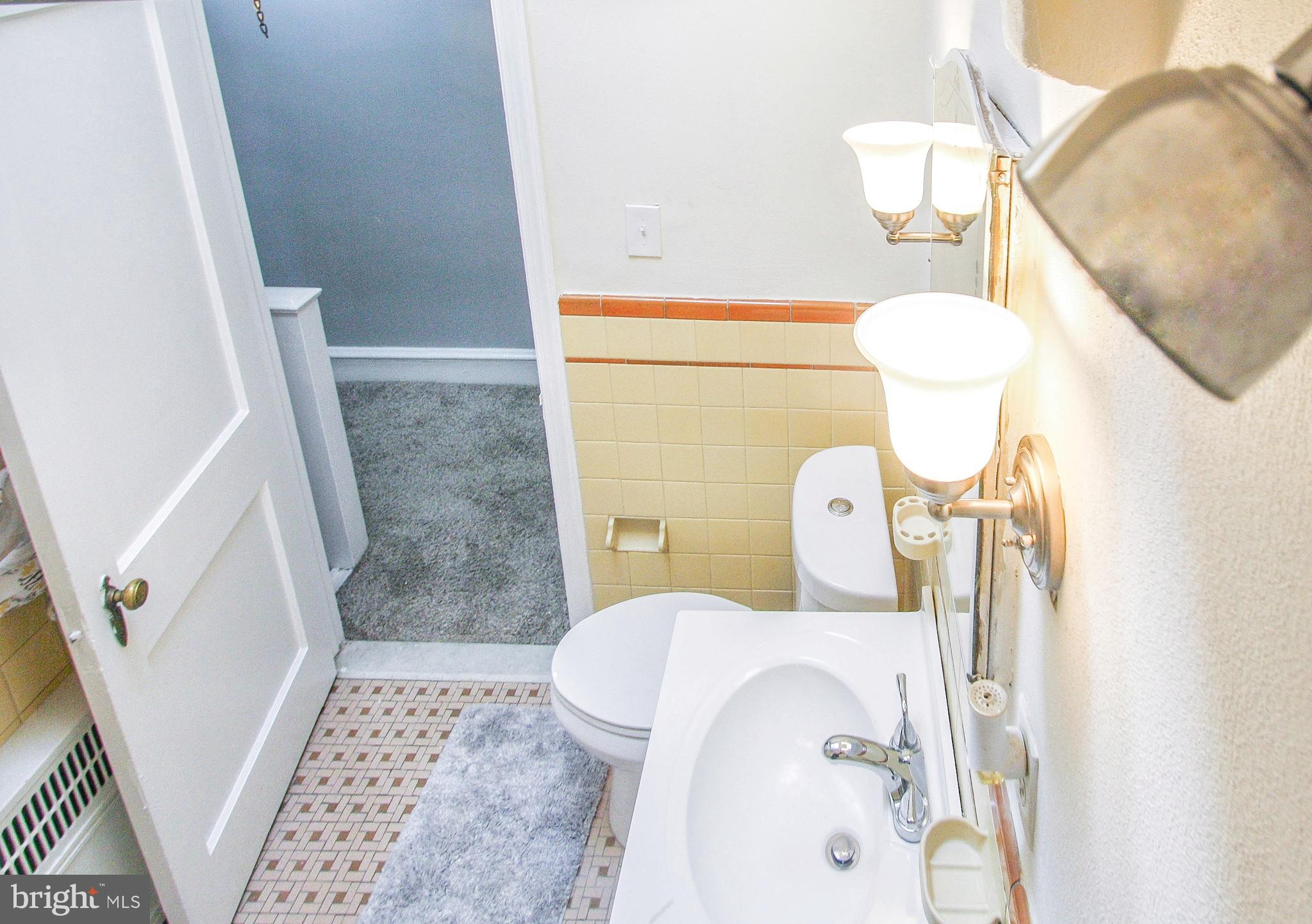 WEST OAK LANE - Residential