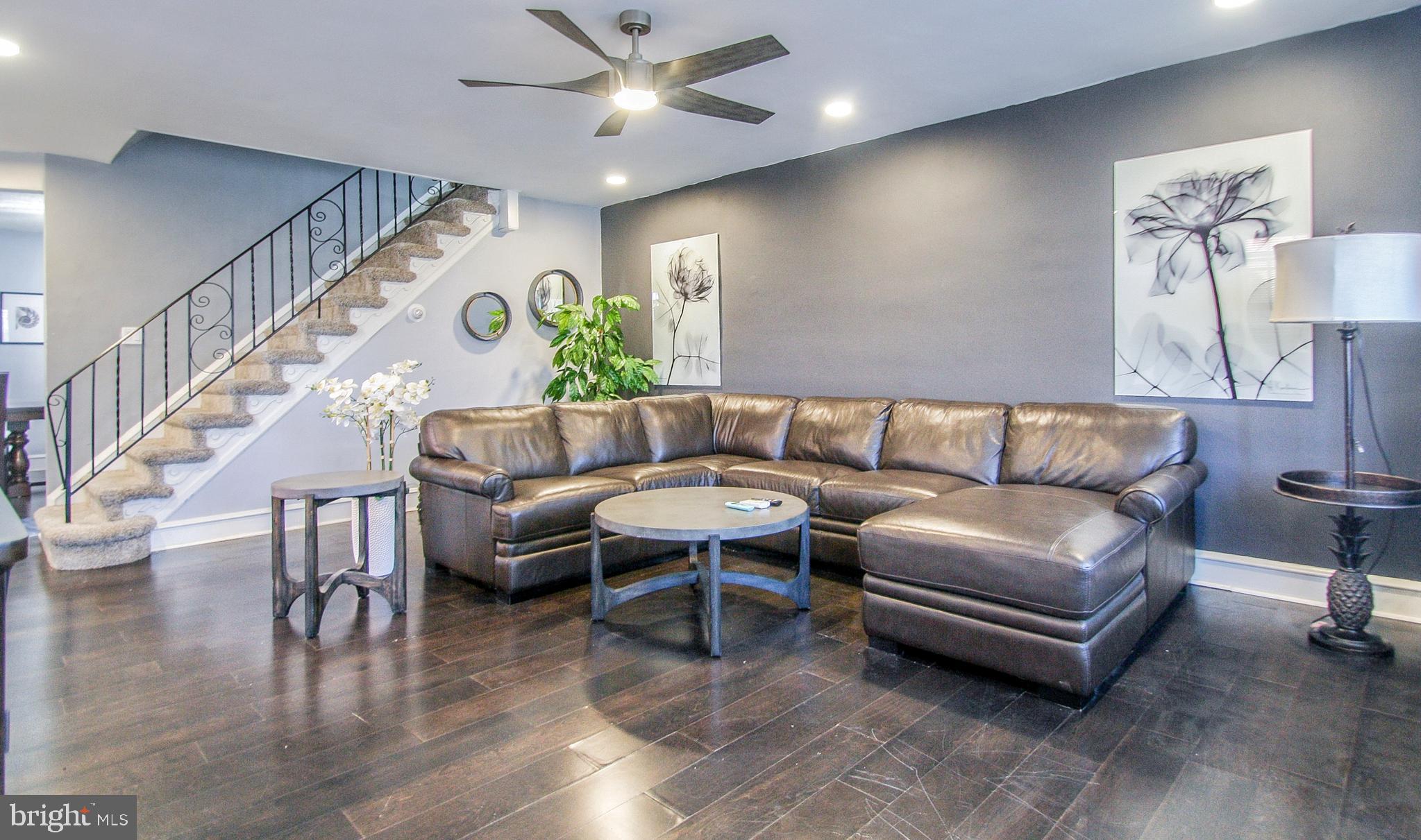 WEST OAK LANE - Residential