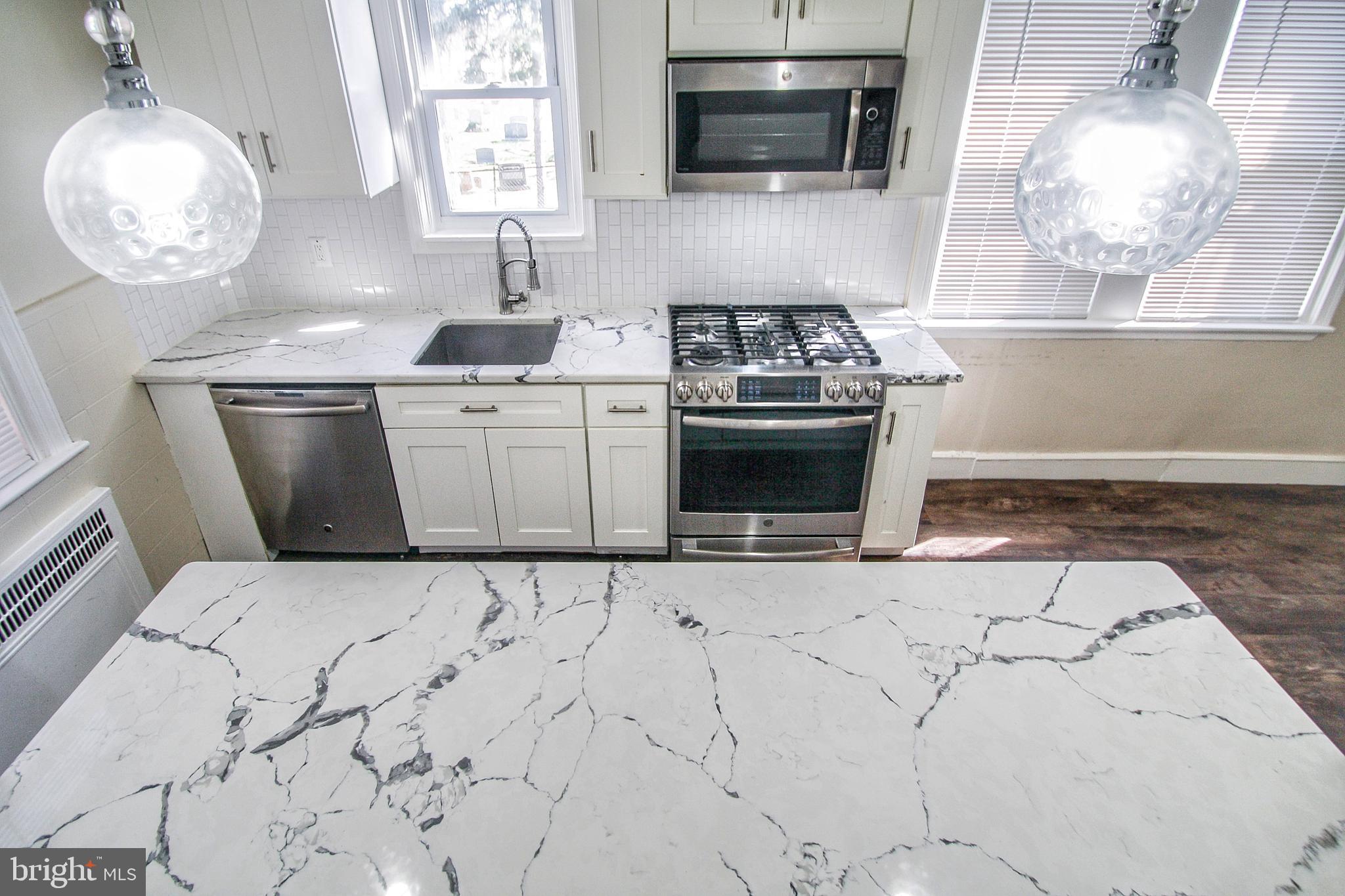 WEST OAK LANE - Residential