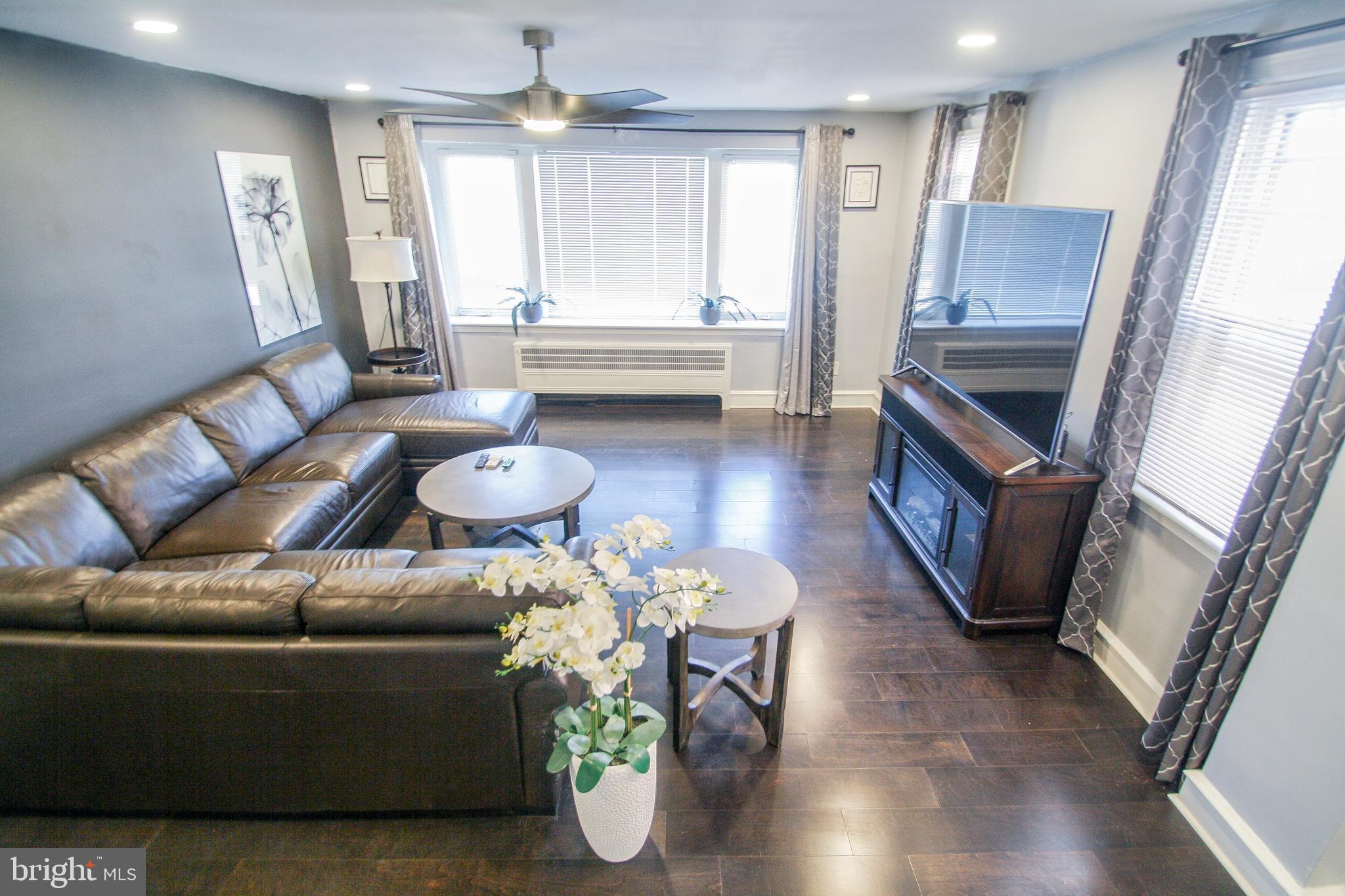 WEST OAK LANE - Residential