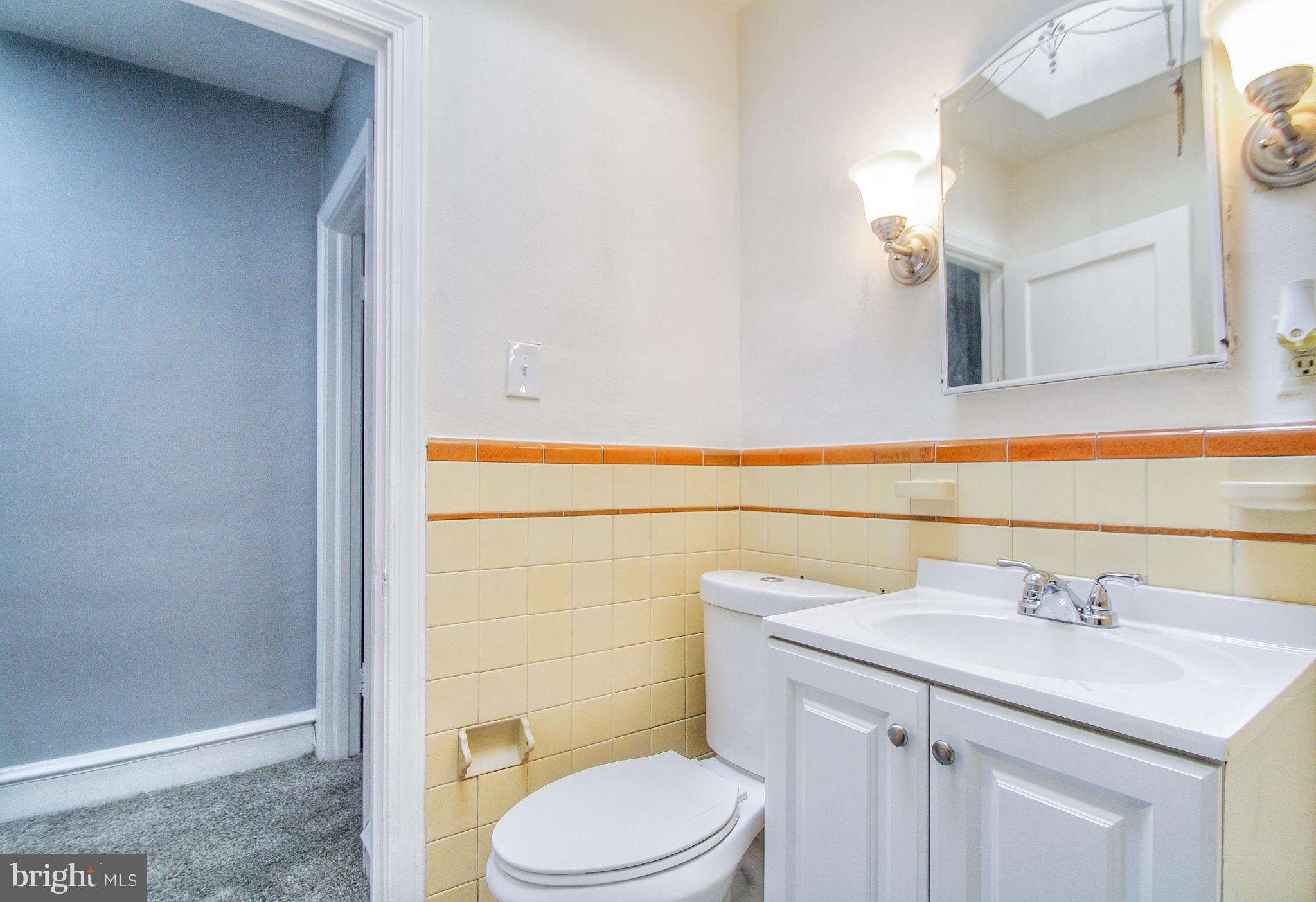 WEST OAK LANE - Residential