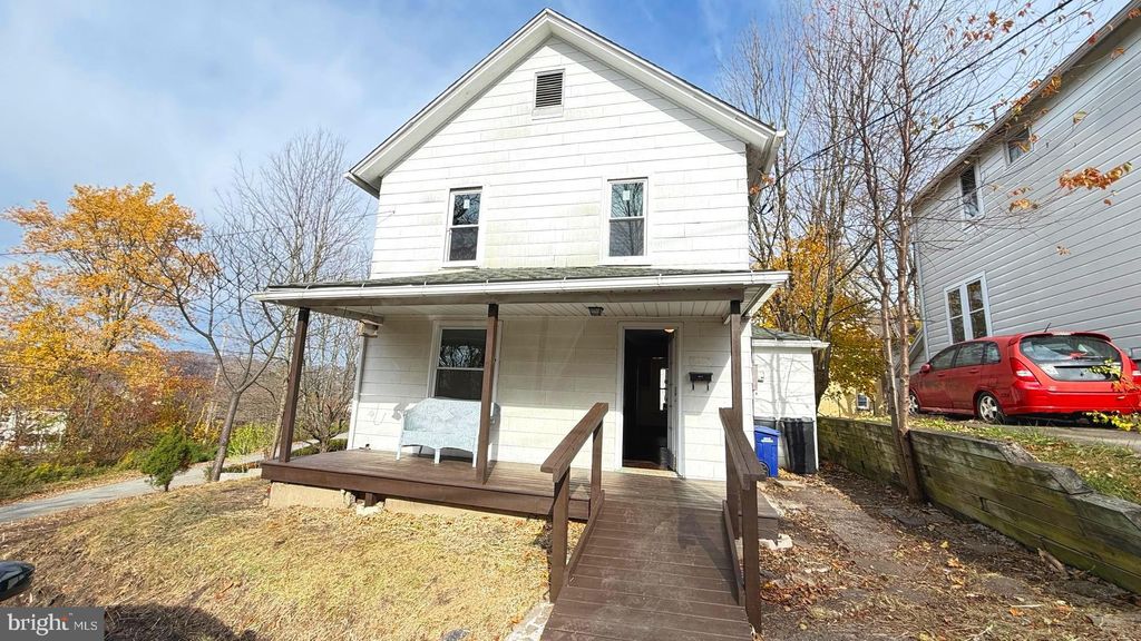 Photo of 6 Fern Ave, CARBONDALE, PA 18407 (MLS # PALW2000728)