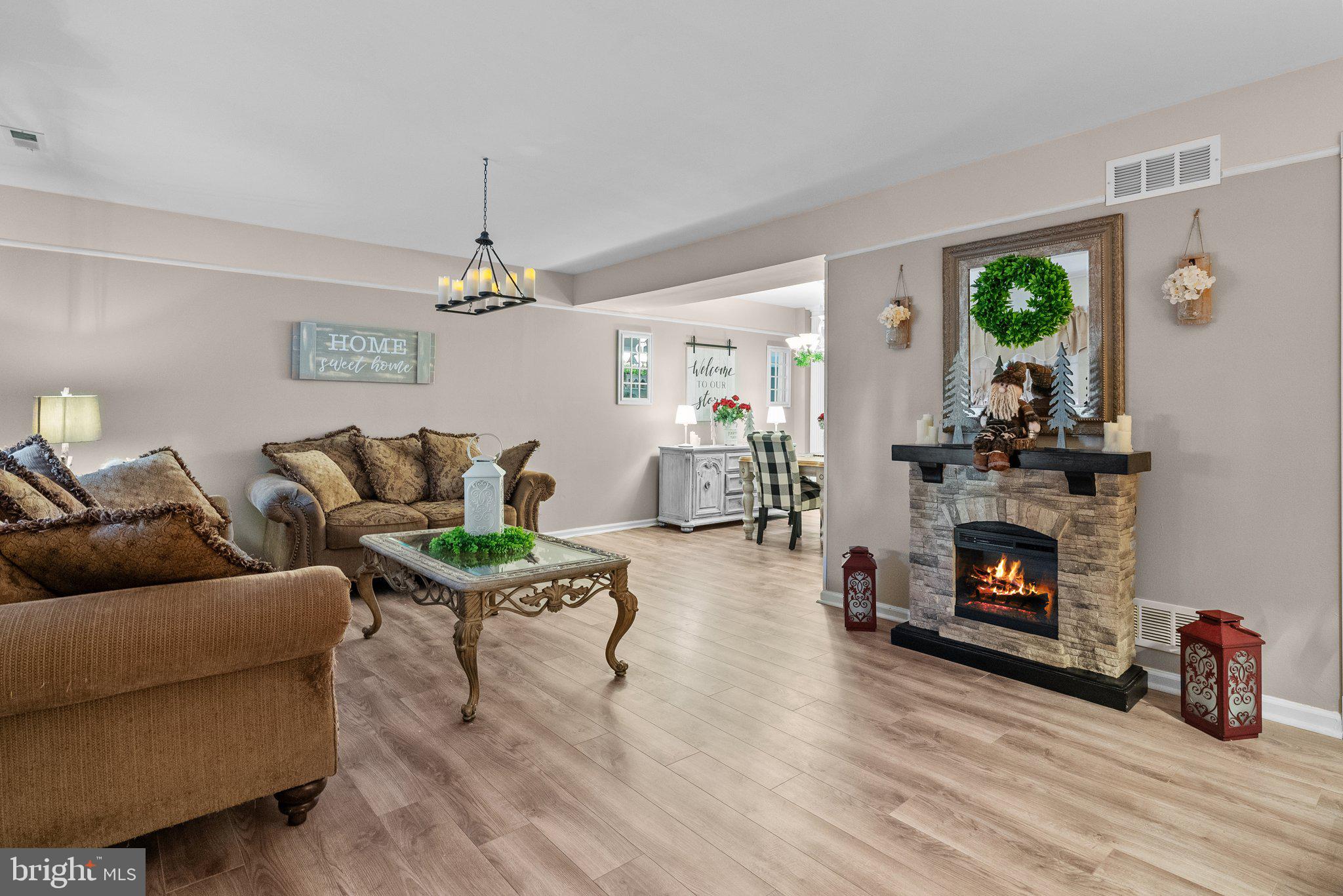 WYNMERE HUNT - Residential