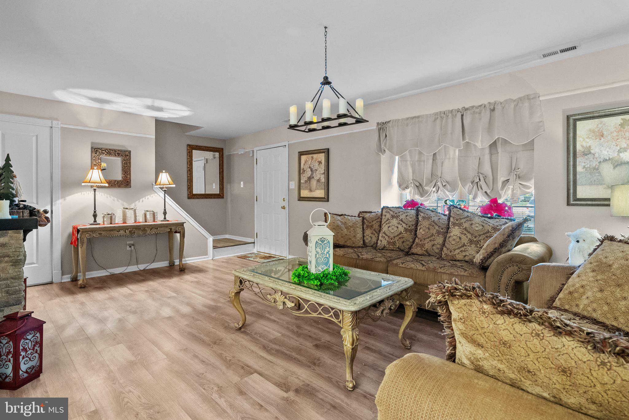 WYNMERE HUNT - Residential