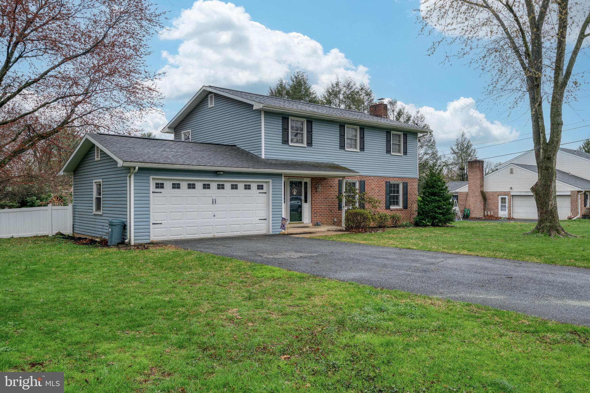 NORTHBROOK HILLS - Residential