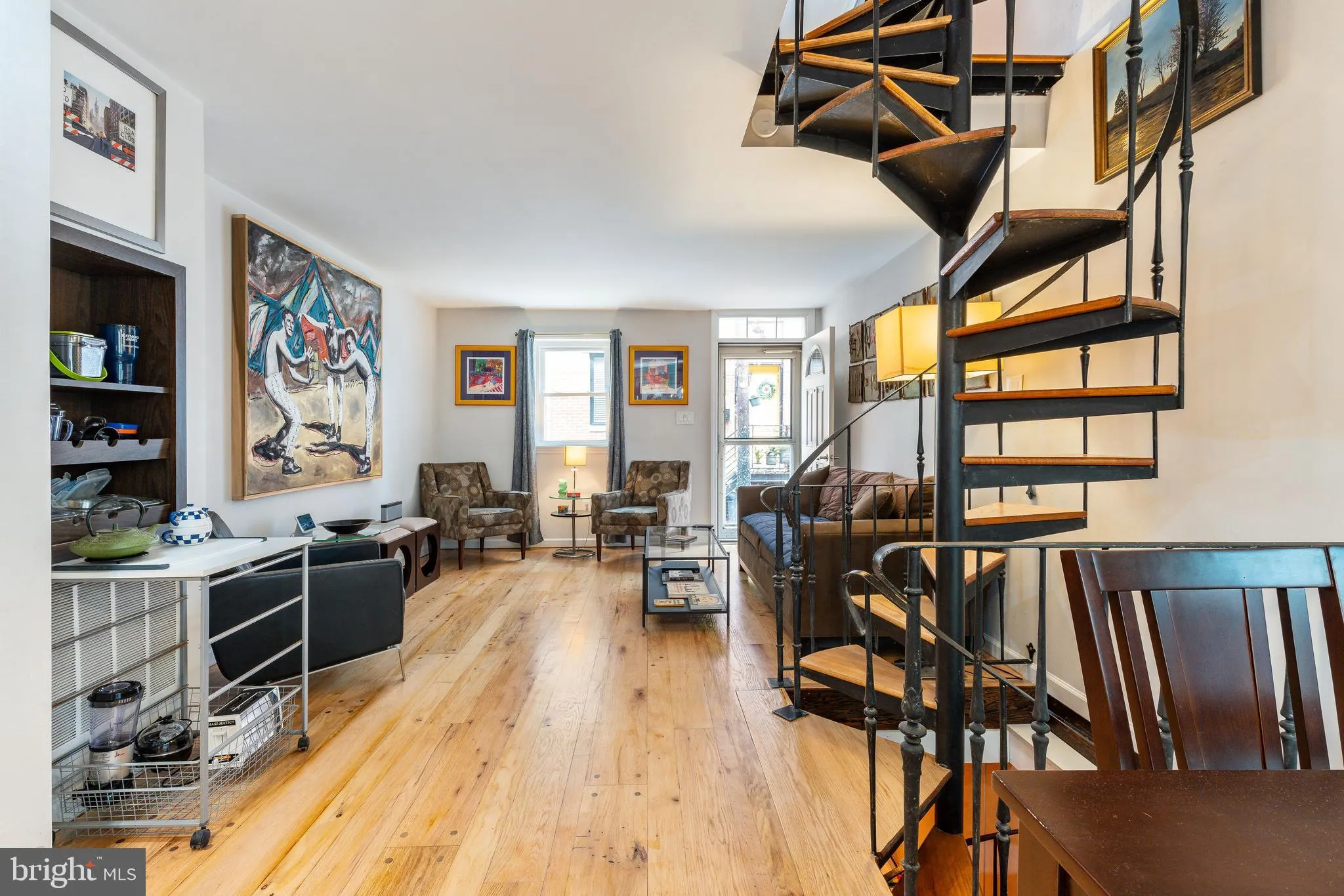 Philadelphia, Pennsylvania 19147, United States, 2 Bedrooms Bedrooms, ,1 BathroomBathrooms,Residential,Contingent,152375