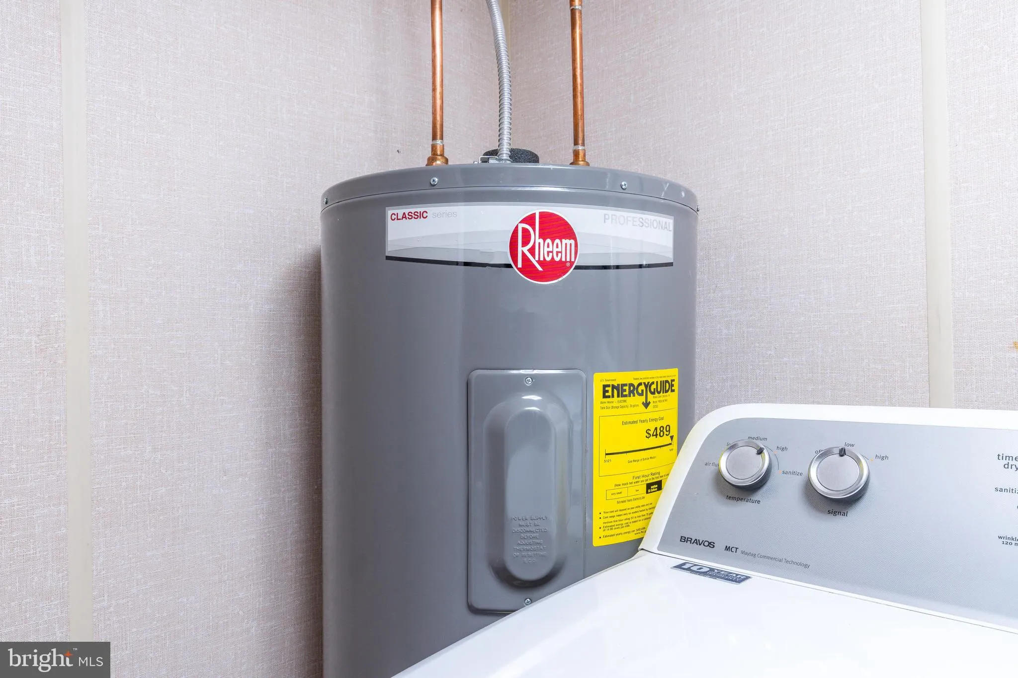 Philadelphia, Pennsylvania 19147, United States, 2 Bedrooms Bedrooms, ,1 BathroomBathrooms,Residential,Contingent,152375