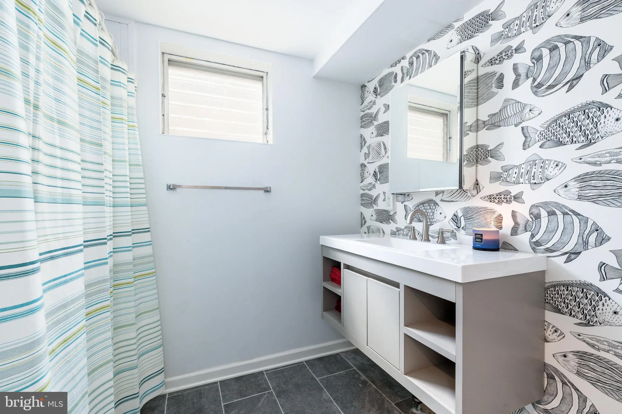 Philadelphia, Pennsylvania 19147, United States, 2 Bedrooms Bedrooms, ,1 BathroomBathrooms,Residential,Contingent,152375