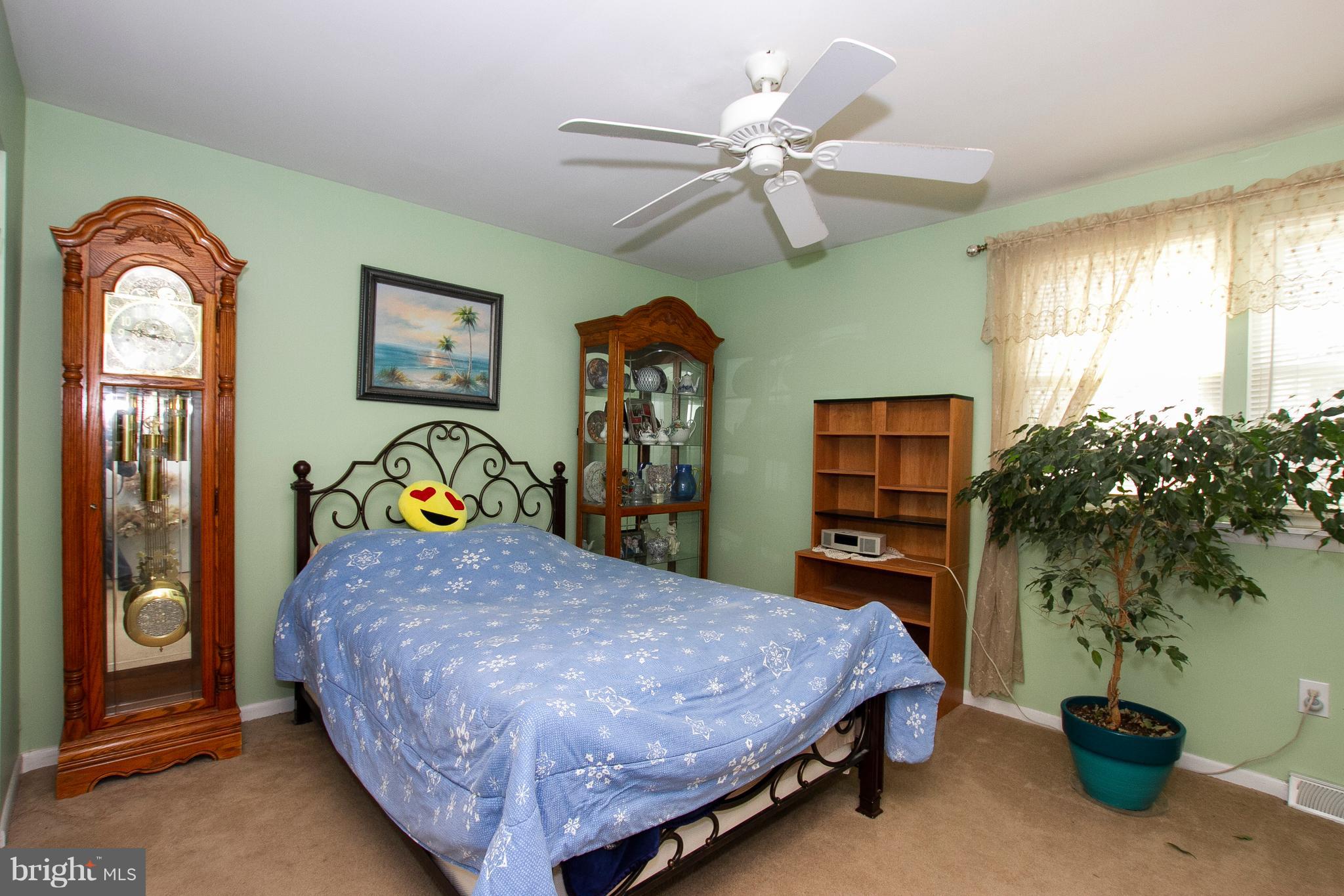 CARROLLWOOD MANOR - Residential