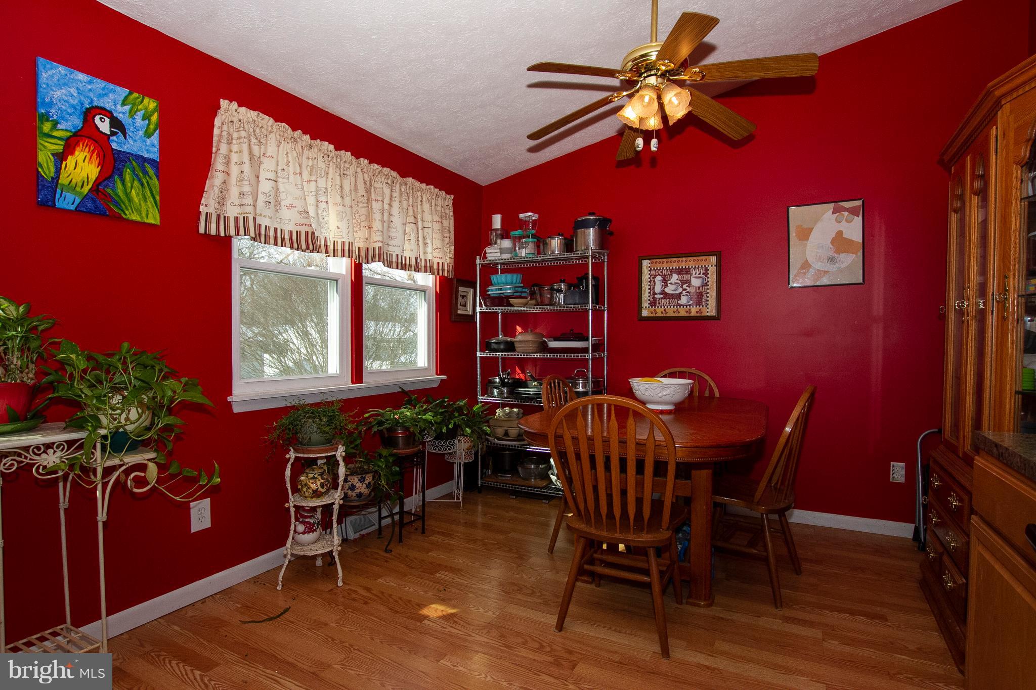 CARROLLWOOD MANOR - Residential