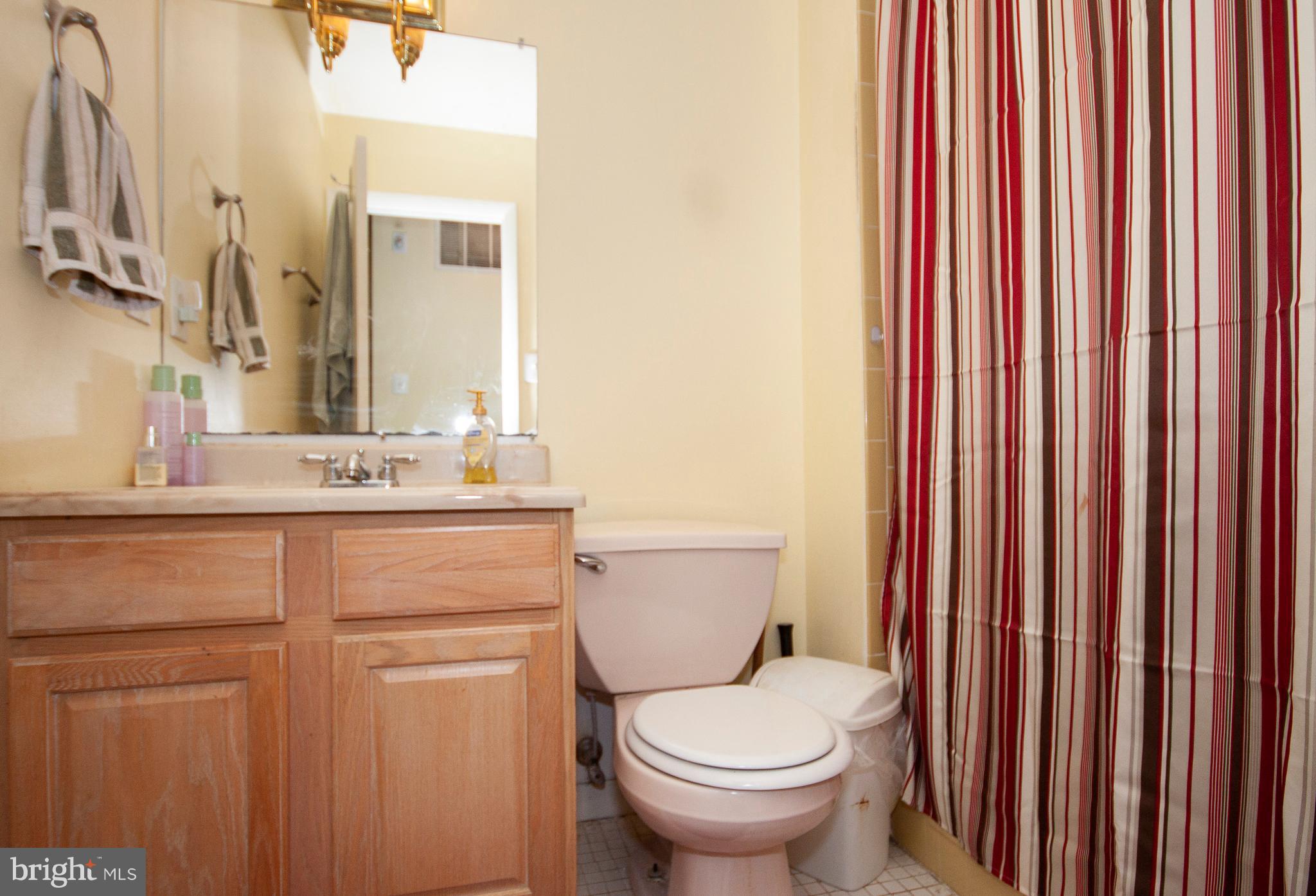 CARROLLWOOD MANOR - Residential