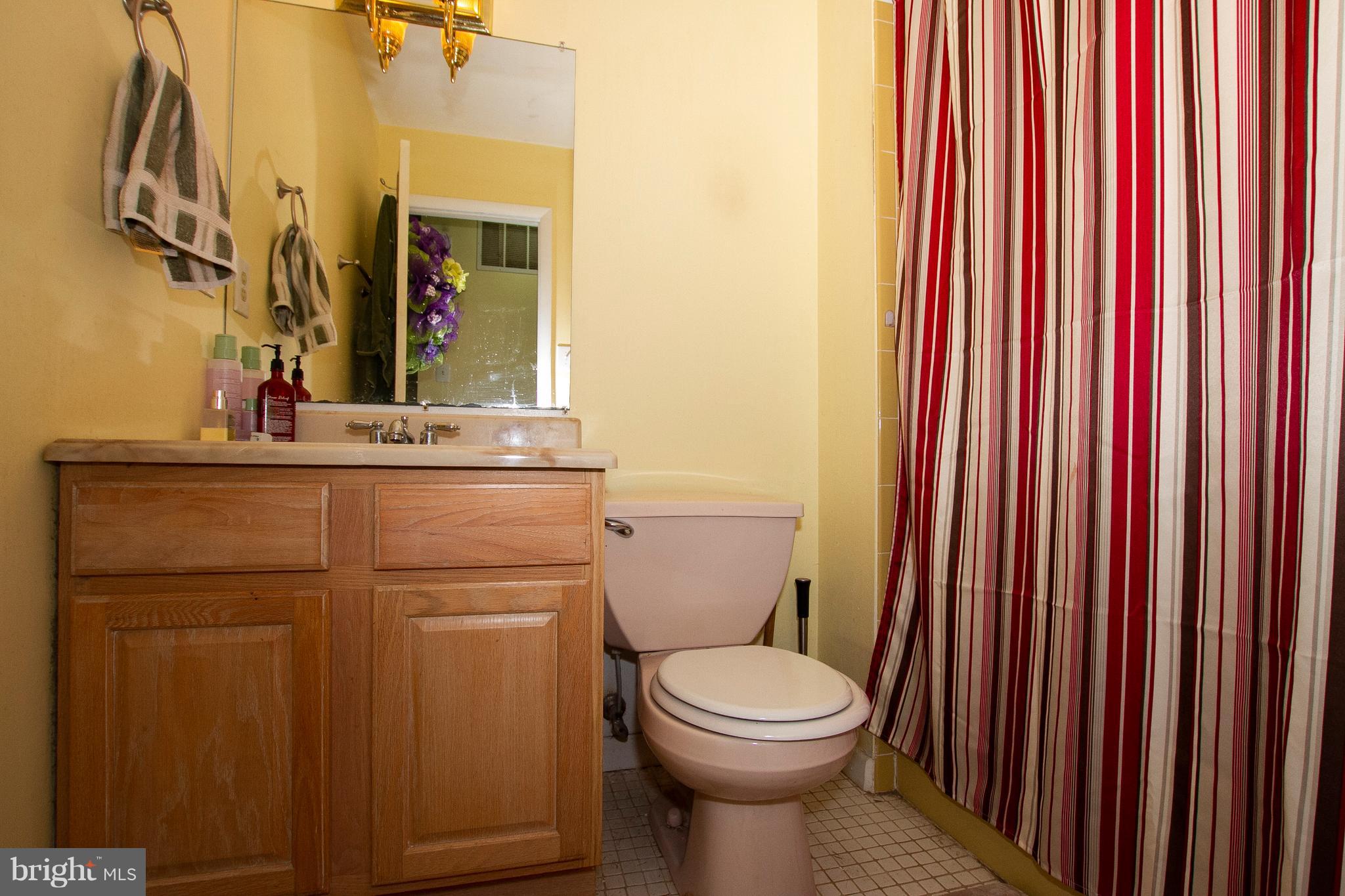 CARROLLWOOD MANOR - Residential