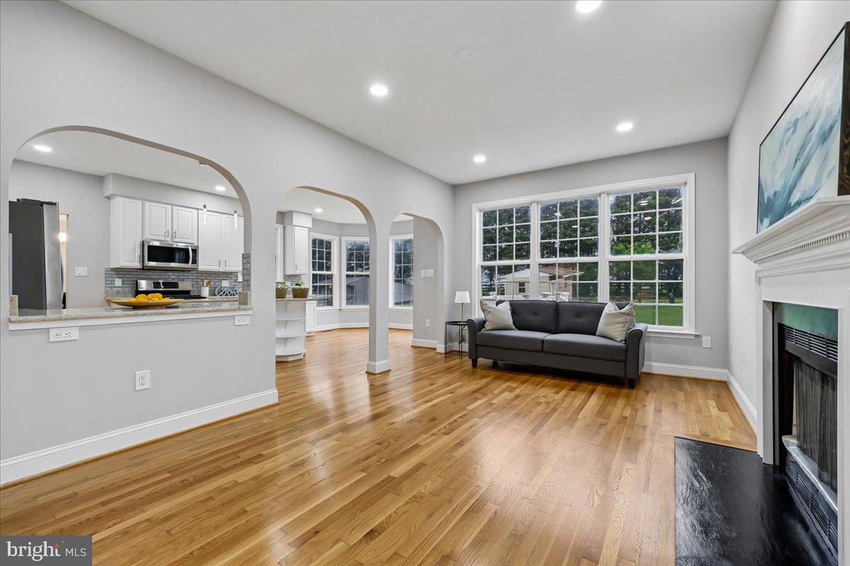 BARNESVILLE OUTSIDE - Residential
