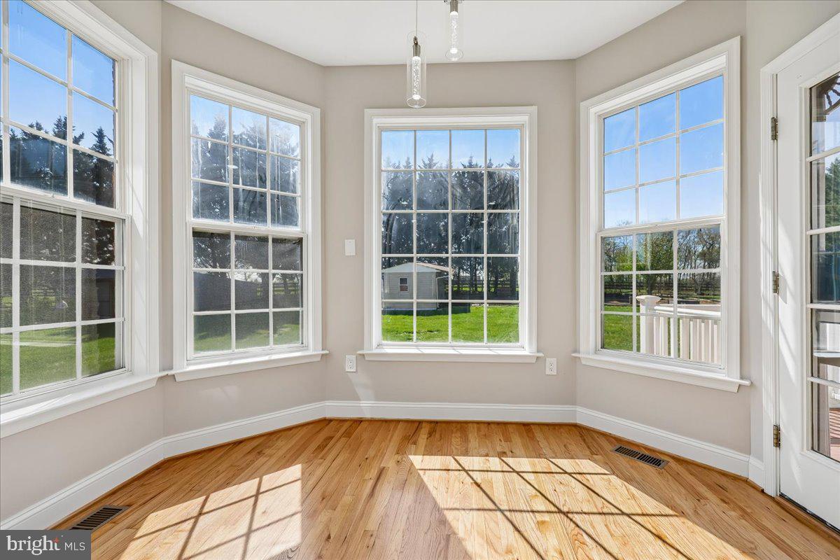 BARNESVILLE OUTSIDE - Residential