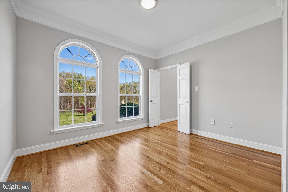 BARNESVILLE OUTSIDE - Residential