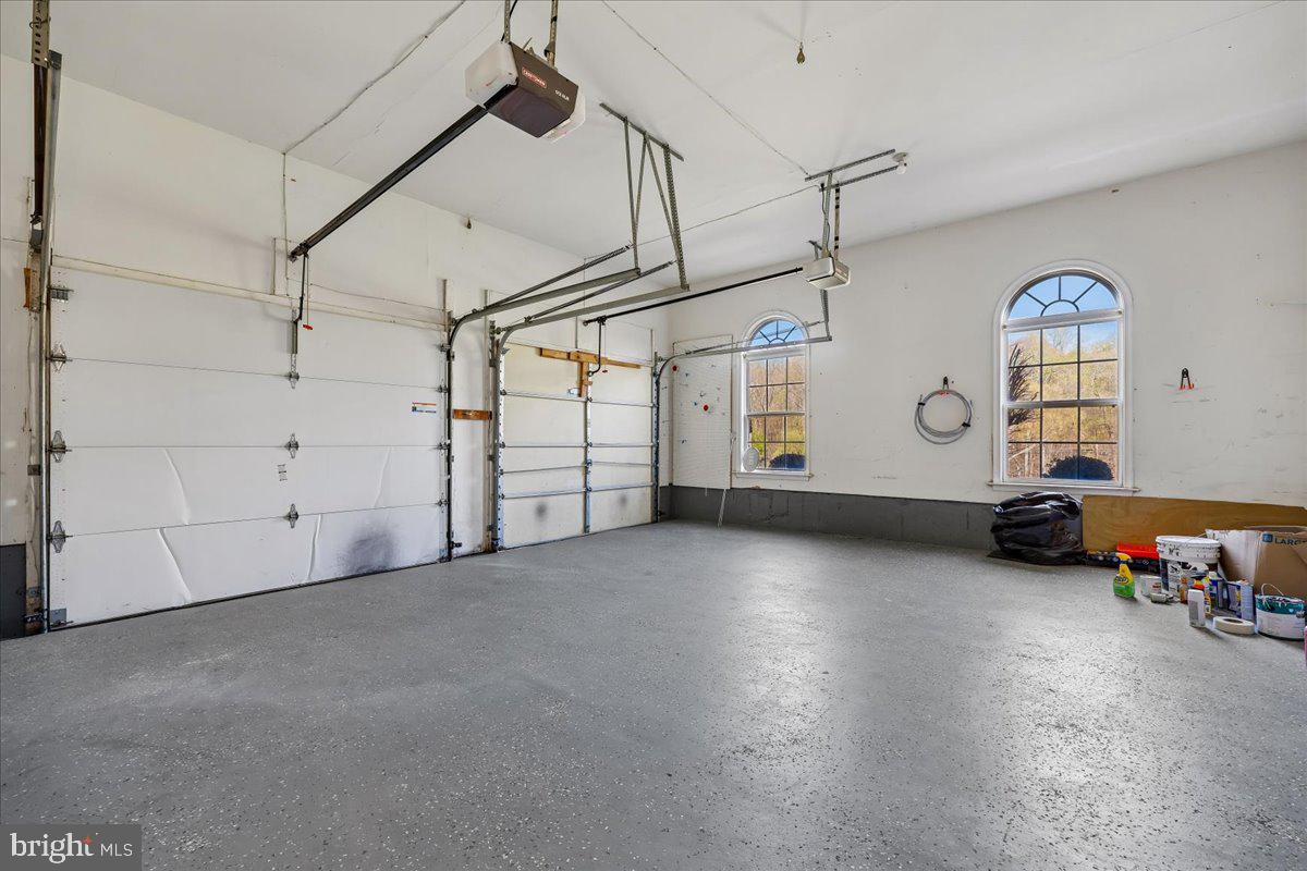 BARNESVILLE OUTSIDE - Residential